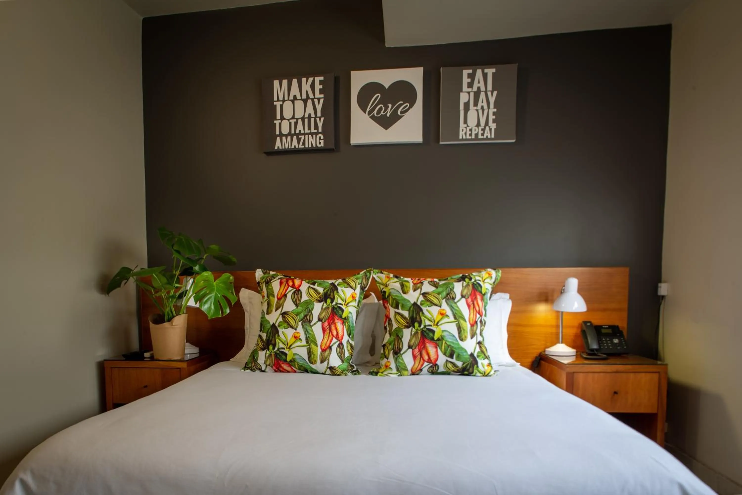 Bed in Villa San Giovanni Accommodation