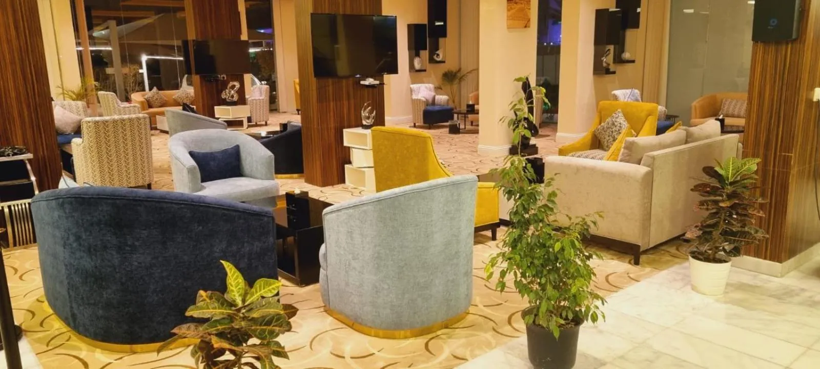 Lobby or reception in رؤوم ان للشقق الفندقية-Raoum Inn Hotel Apartments