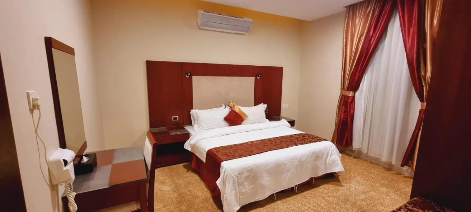 Bedroom, Bed in رؤوم ان للشقق الفندقية-Raoum Inn Hotel Apartments
