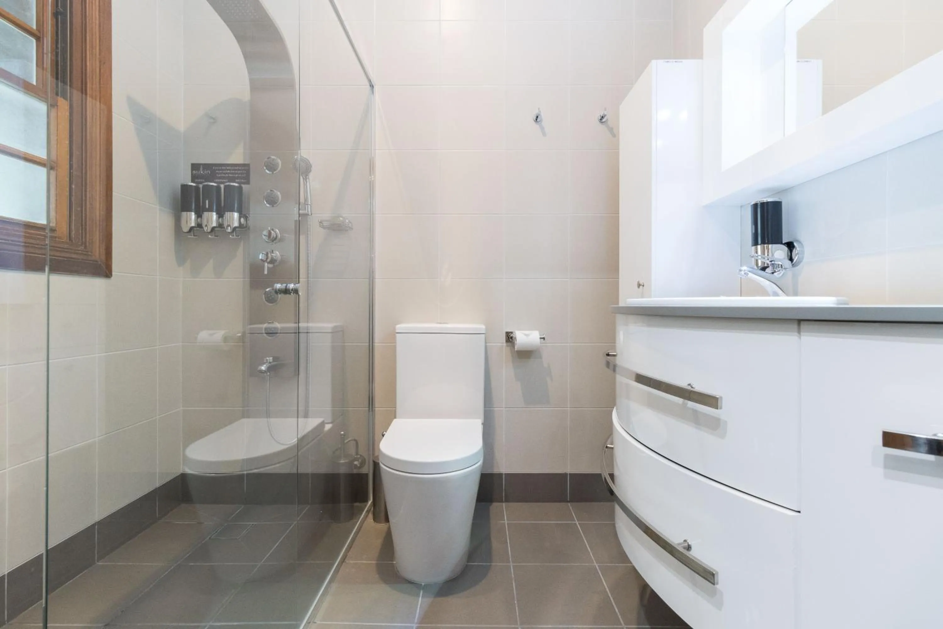 The Carrington Inn - Bungendore