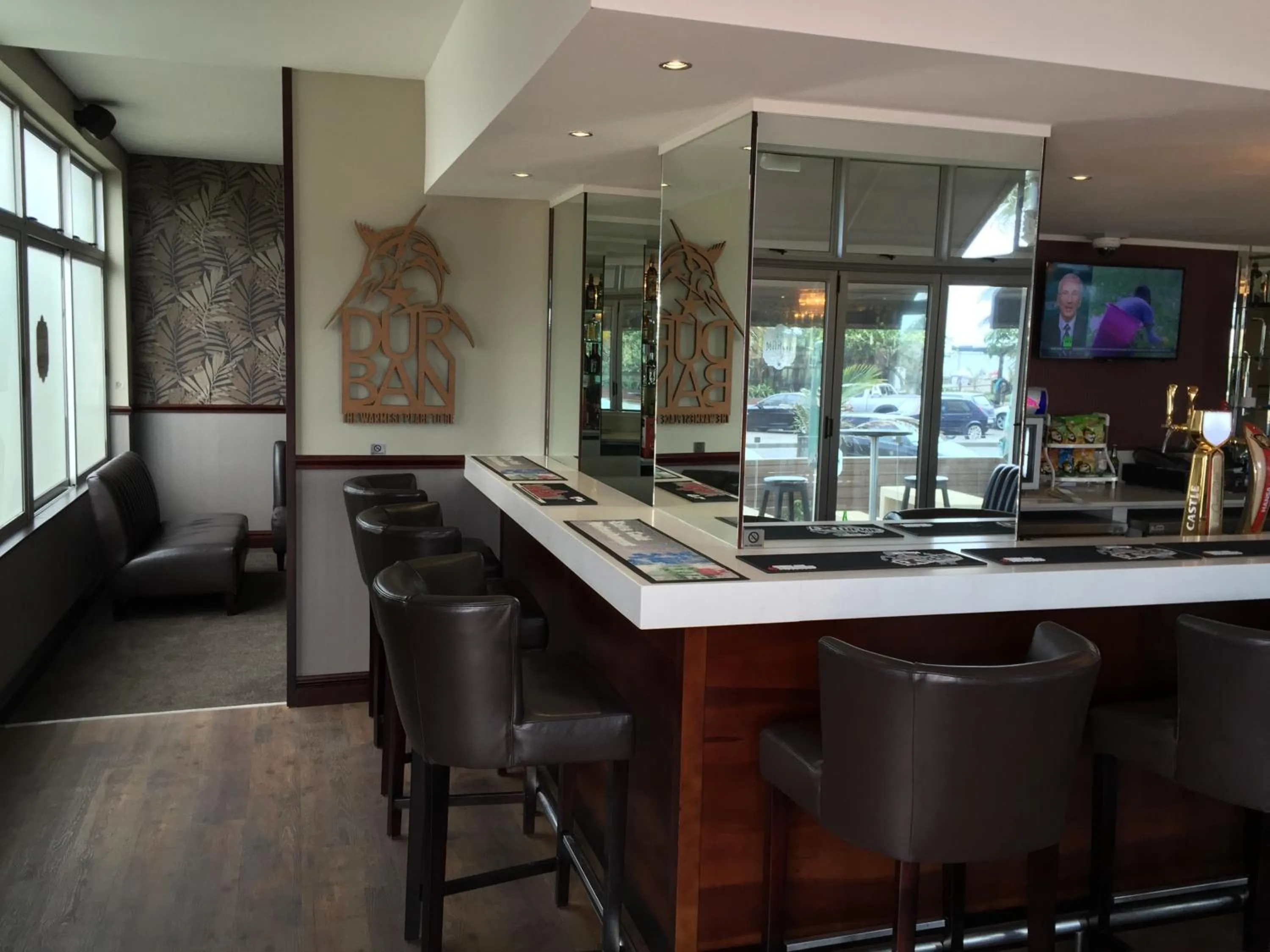 Alcoholic drinks in Parade Hotel