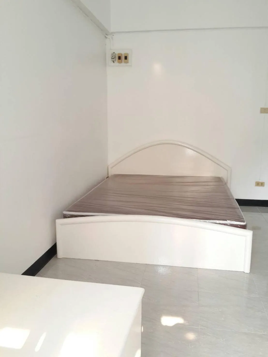 Bed in Sathitsit Mansion