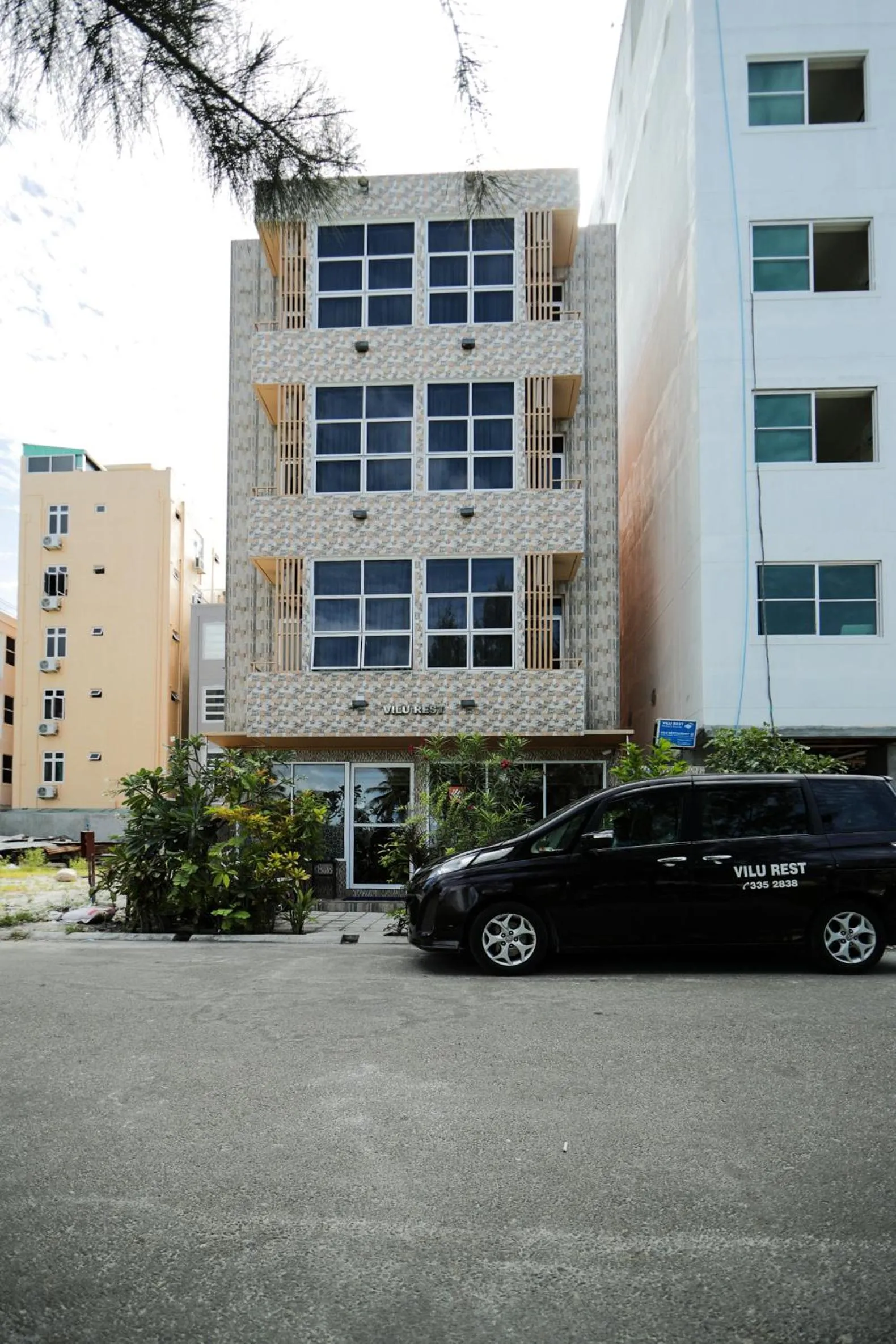 Facade/entrance in Vilu Rest