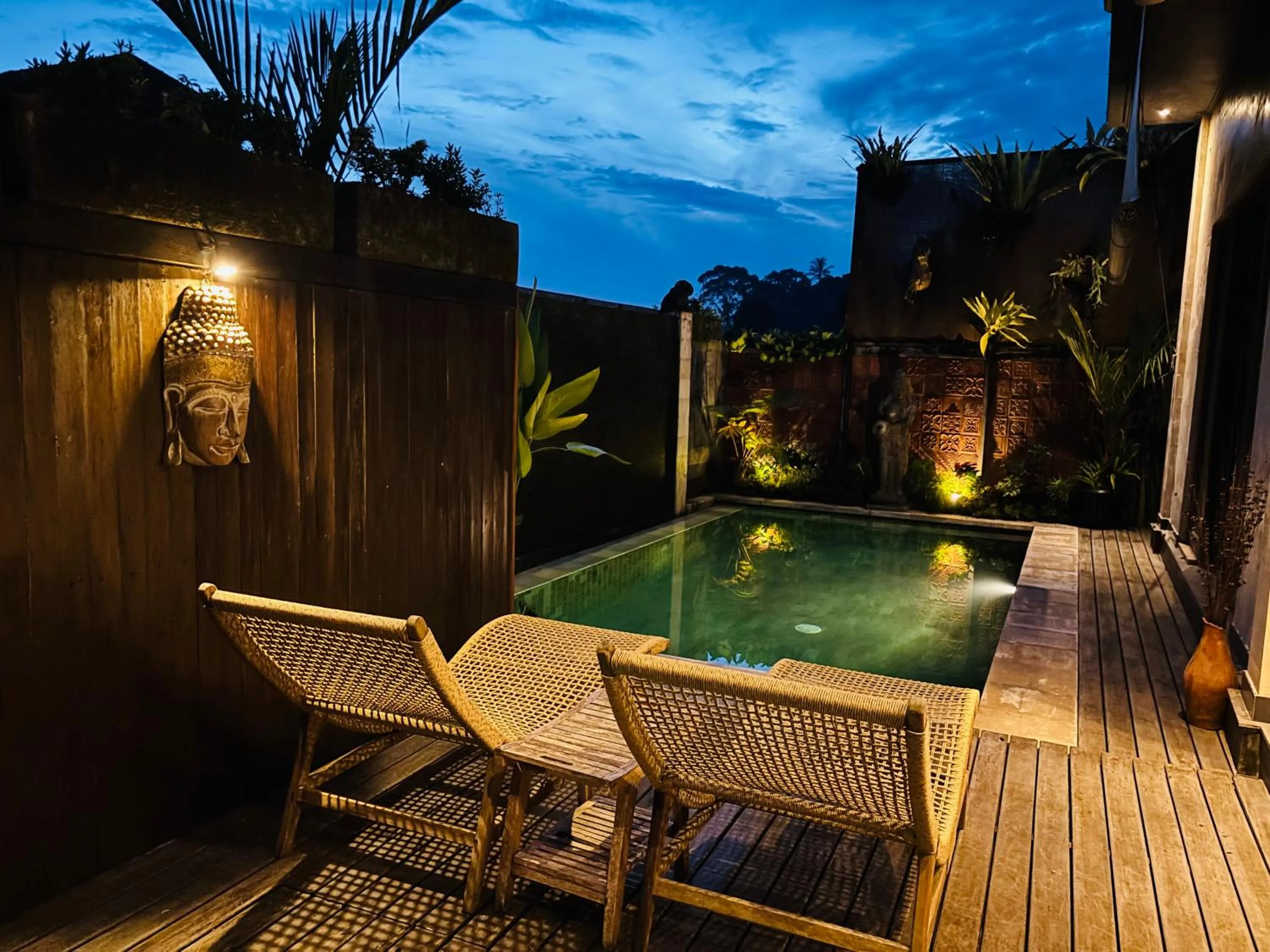 Night in Uma Padi Villa