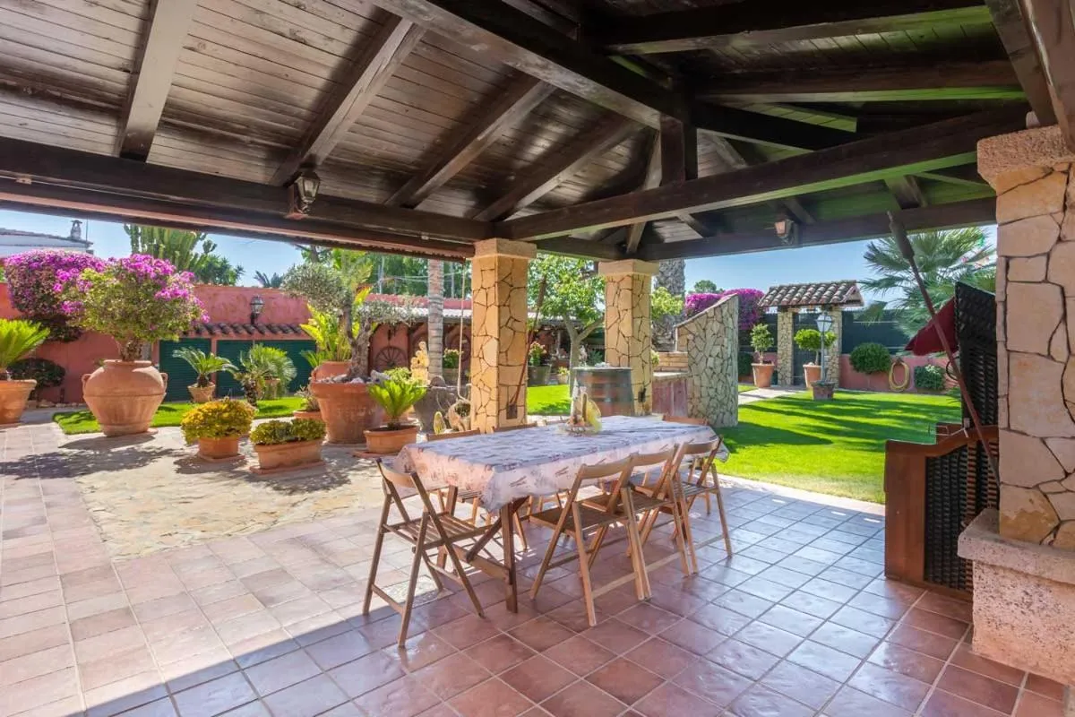 Property building in Villa Flumini