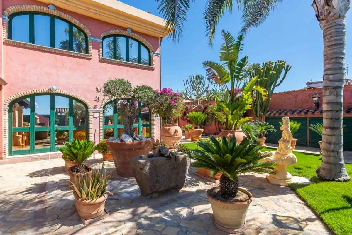 Property building in Villa Flumini