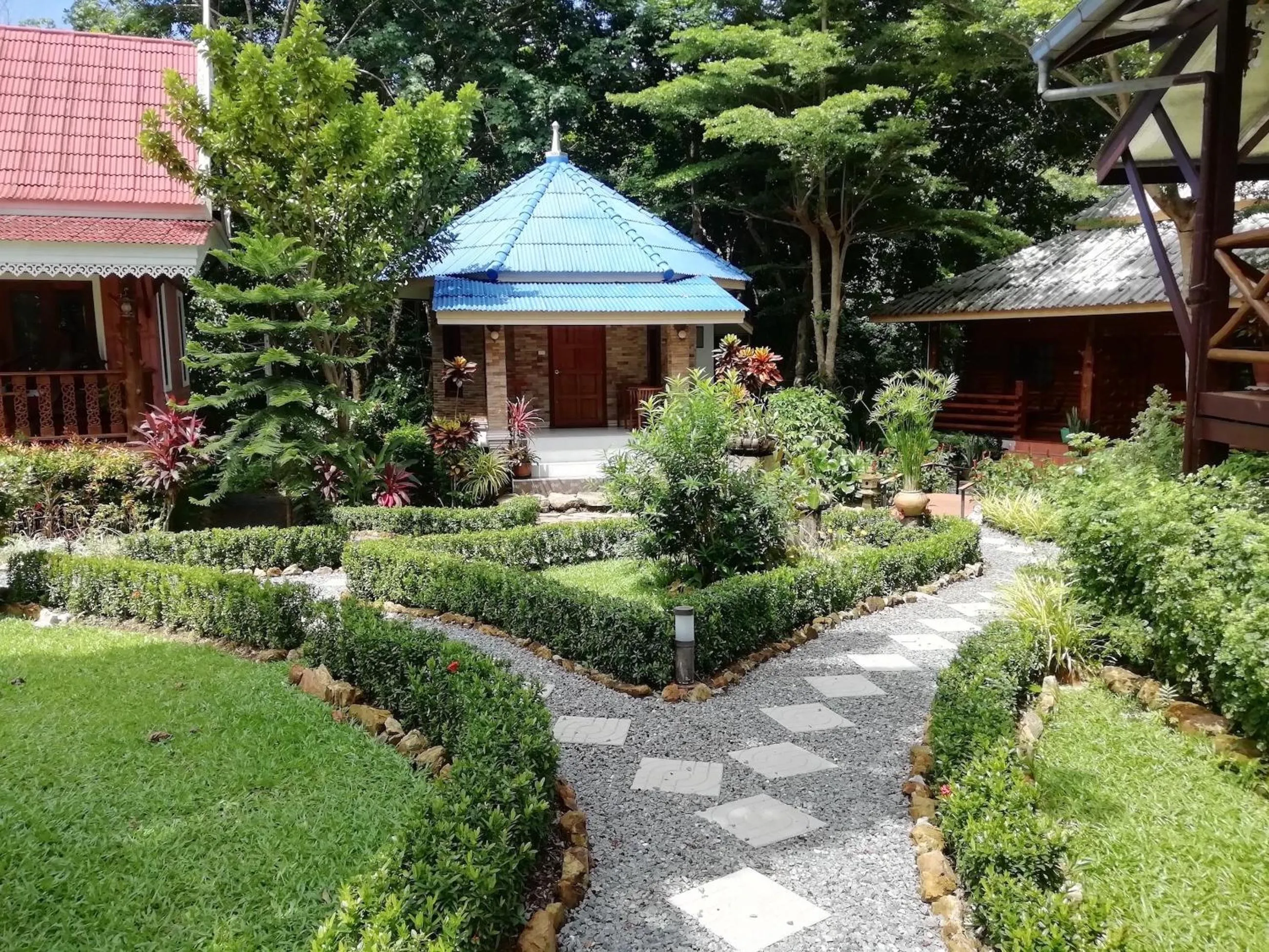 Garden in Macura Resort