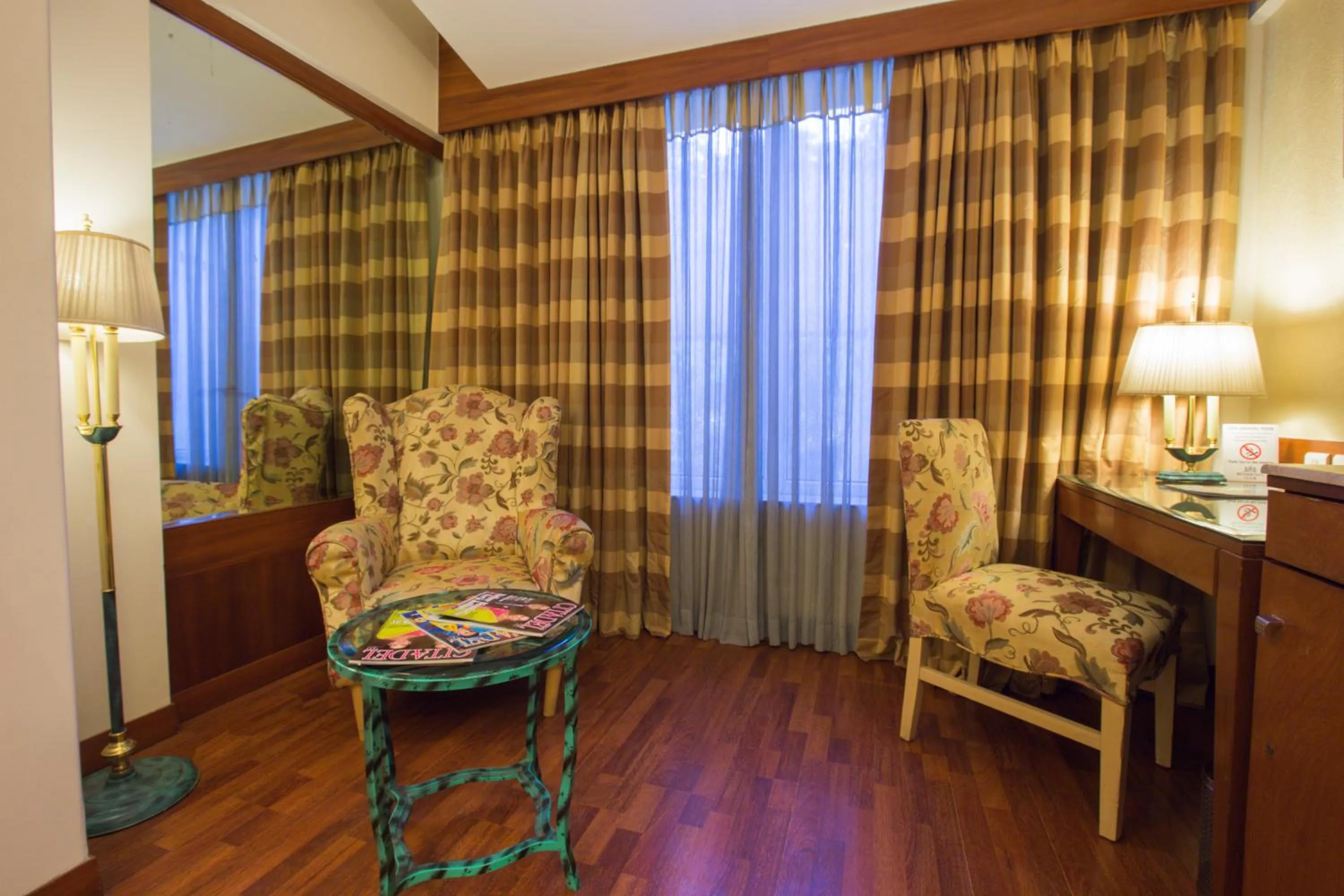 Living room in Residency Club