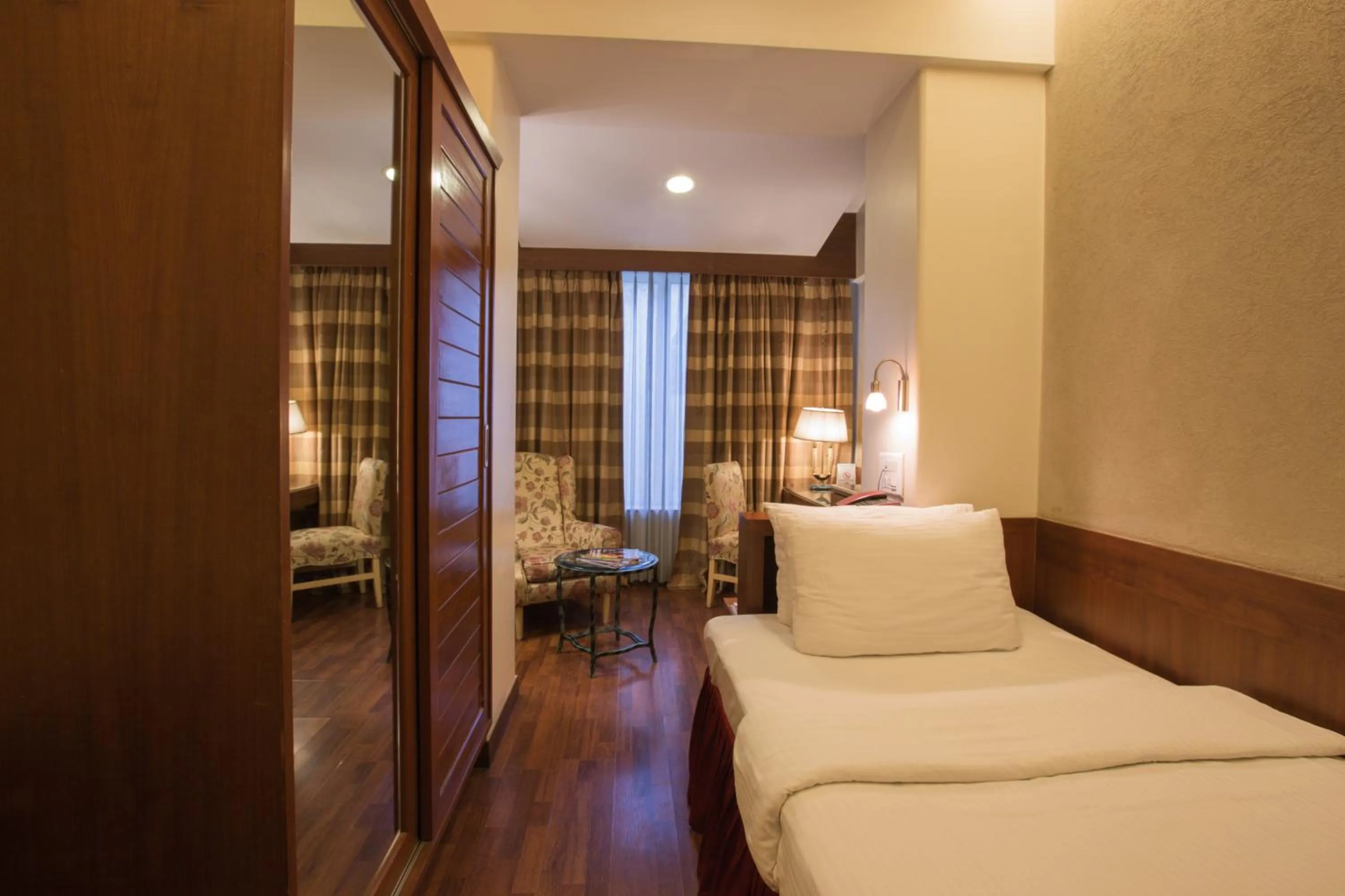 bunk bed, Bed in Residency Club