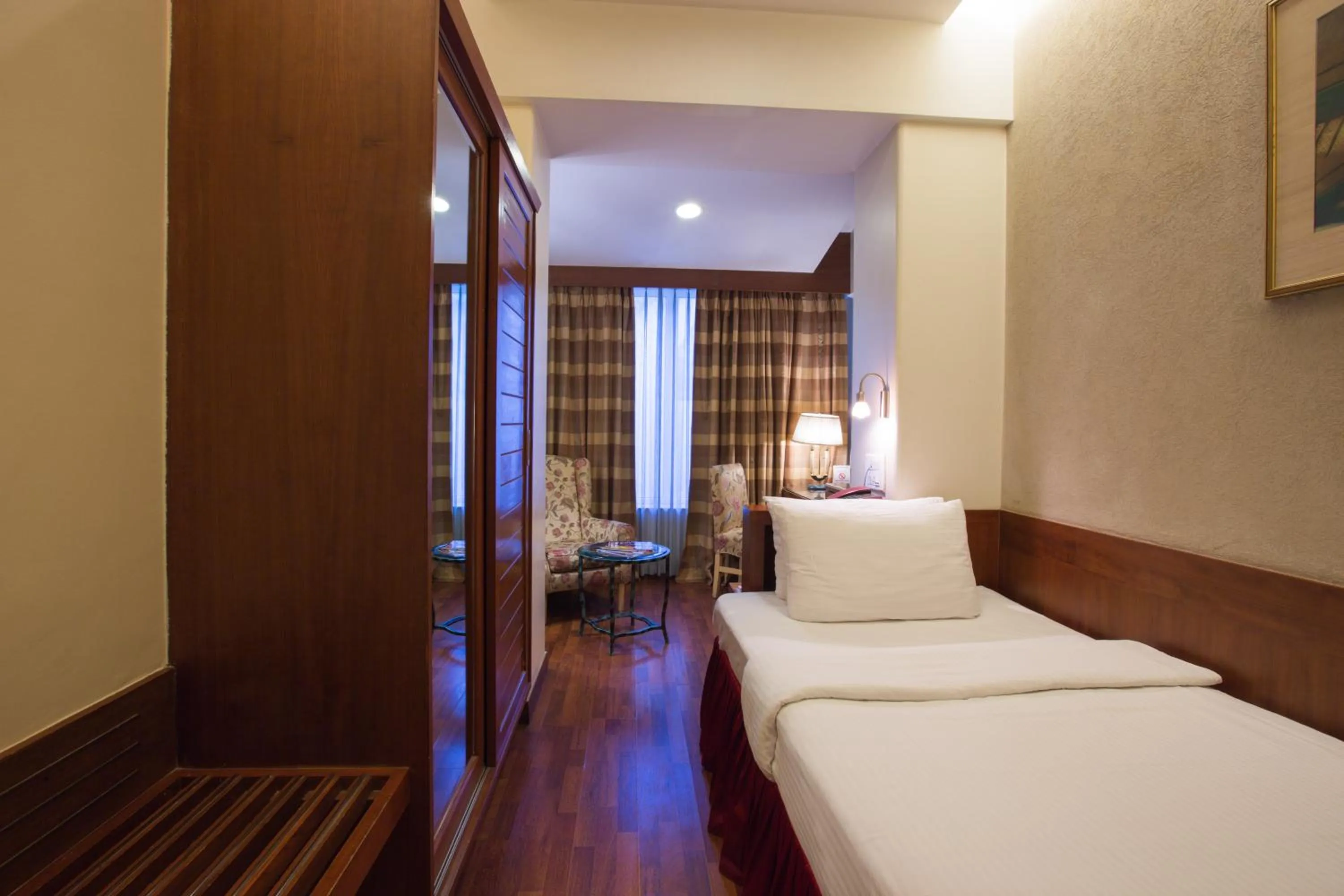 bunk bed, Bed in Residency Club