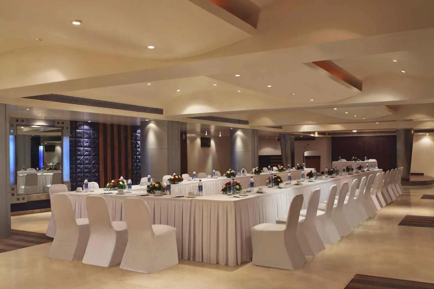 Meeting/conference room in Residency Club