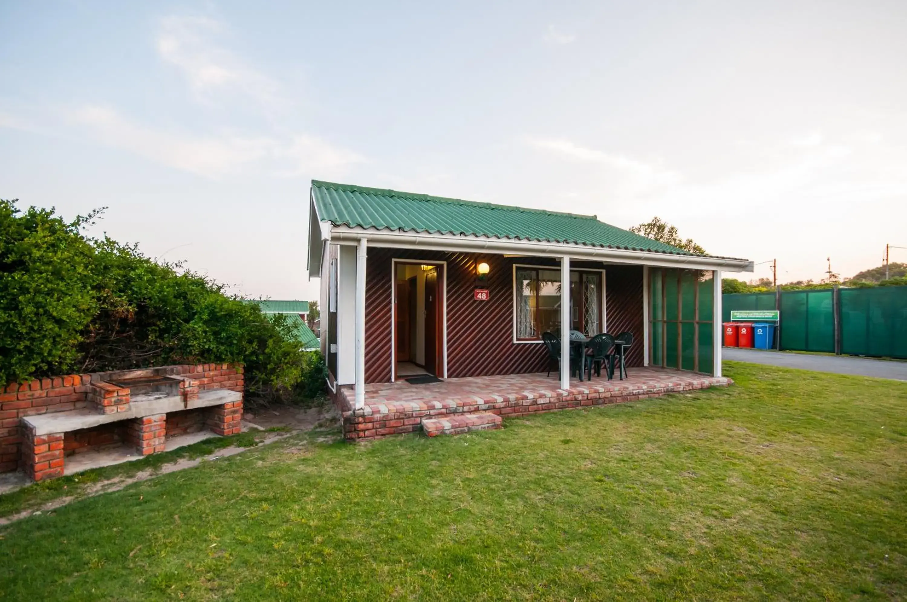 Twin Chalet -Site Cabin in Pine Lodge Resort Twin Chalet -Site Cabin in Pine Lodge Resort