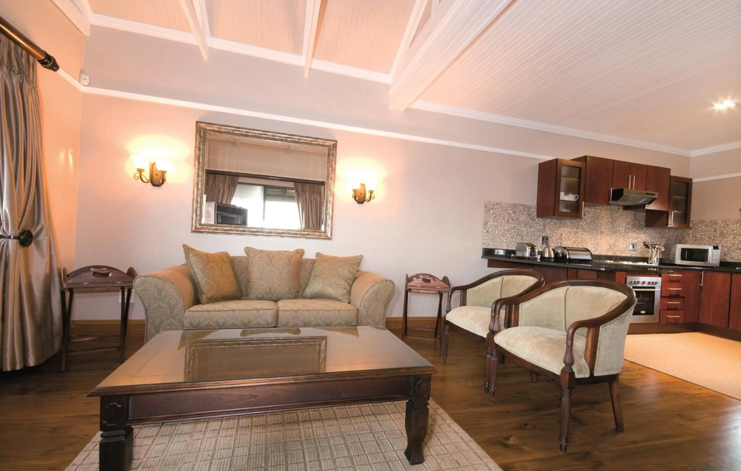 Living room in Pine Lodge Resort