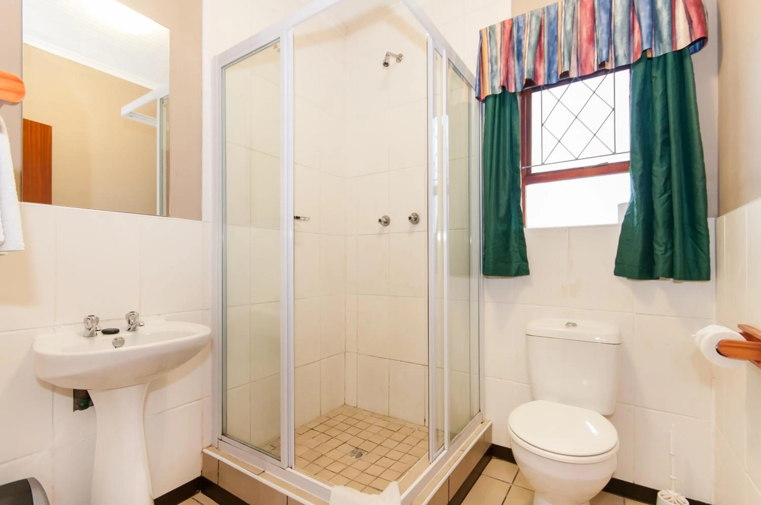 Shower in Pine Lodge Resort