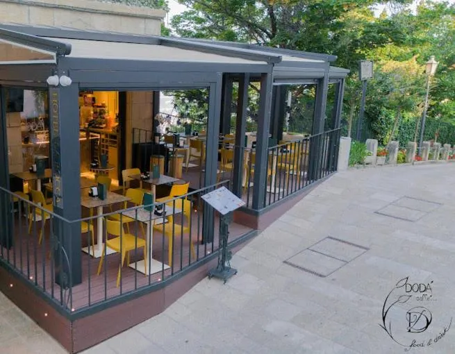 Property building in Hotel La Rocca