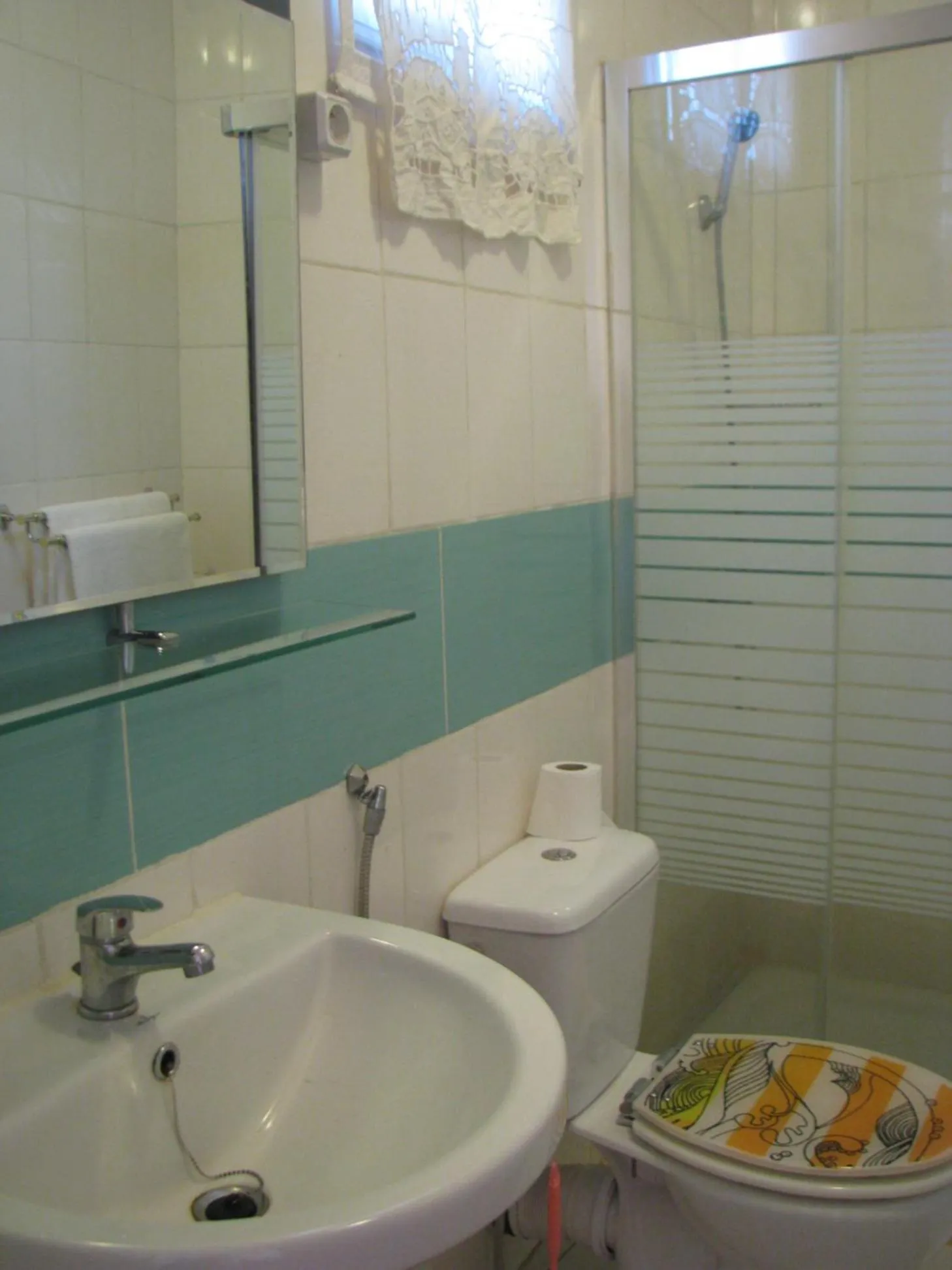 Bathroom in Avamada Lodge