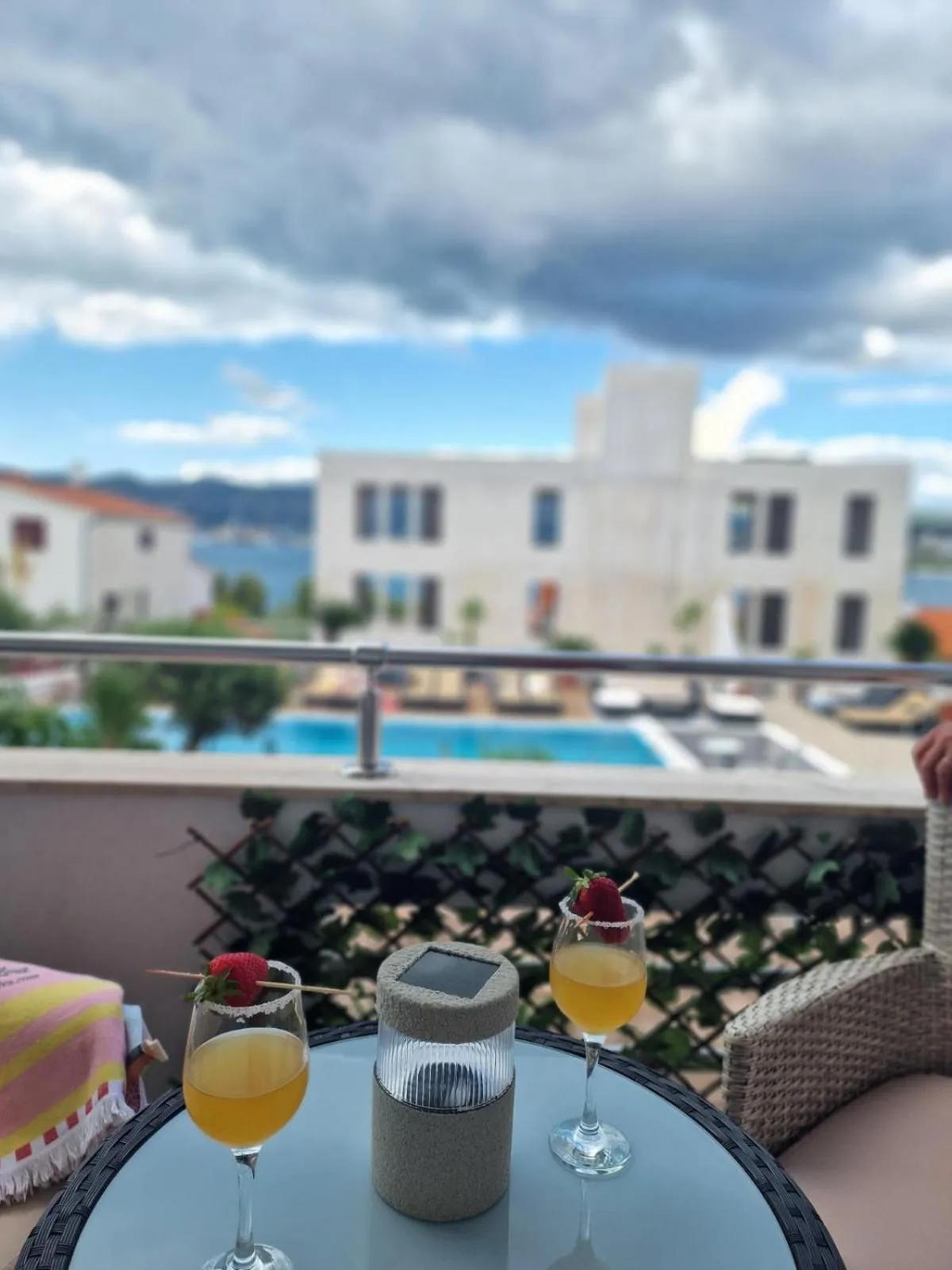 Apartments Silva with a view of sea