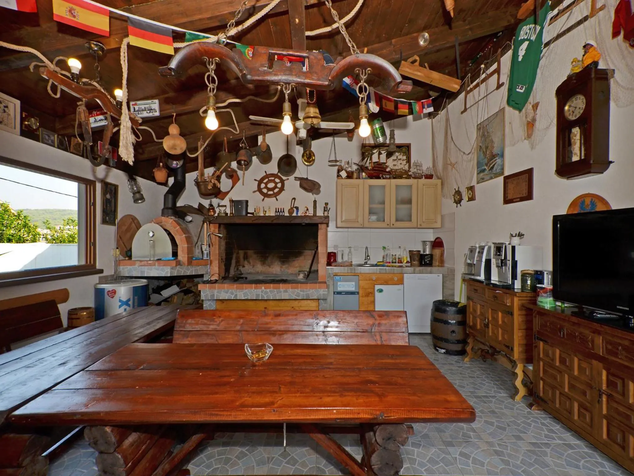 BBQ facilities in Apartments Silva with a view of sea