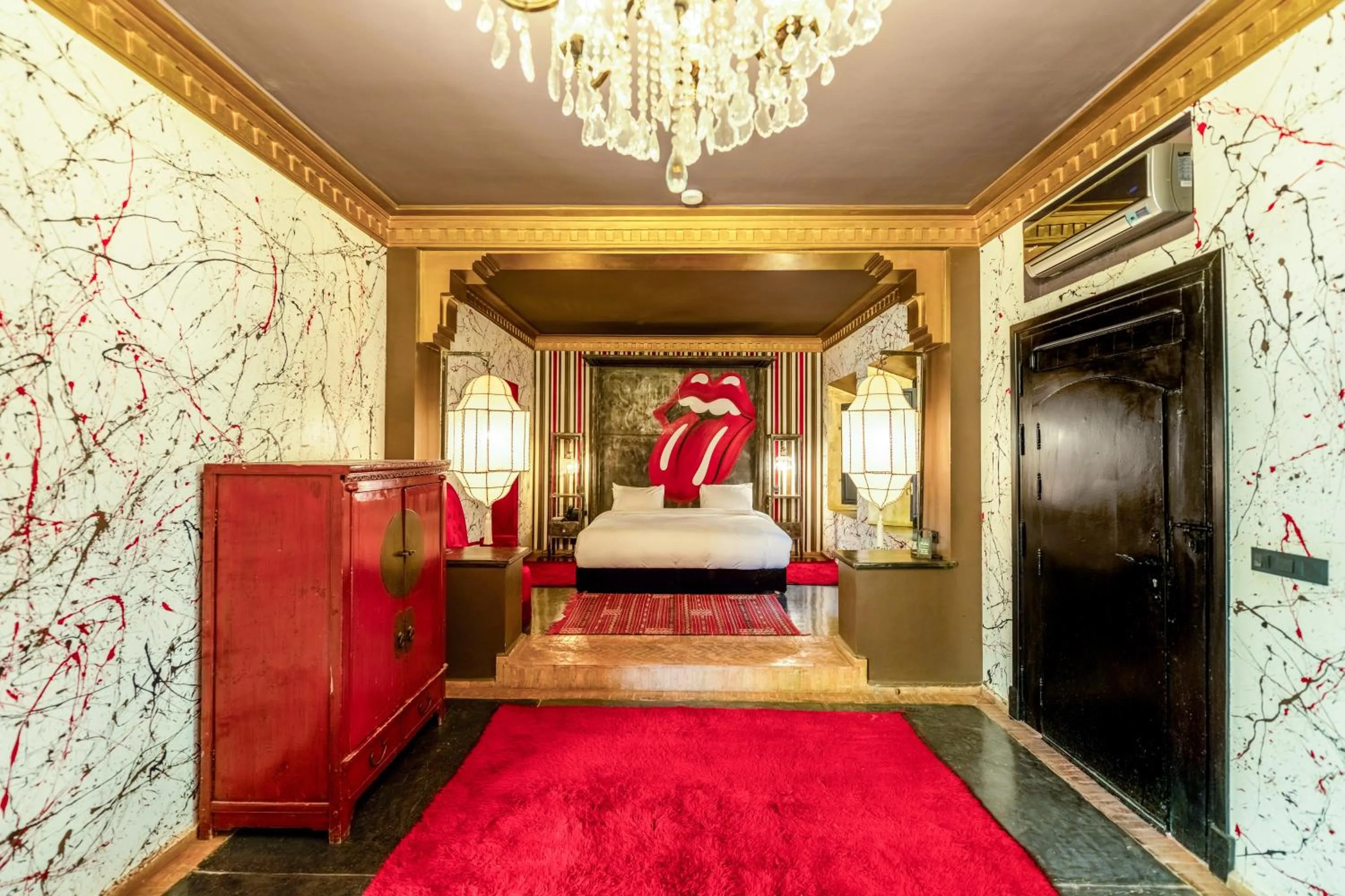 Bed in The Source Hotel Music & Spa