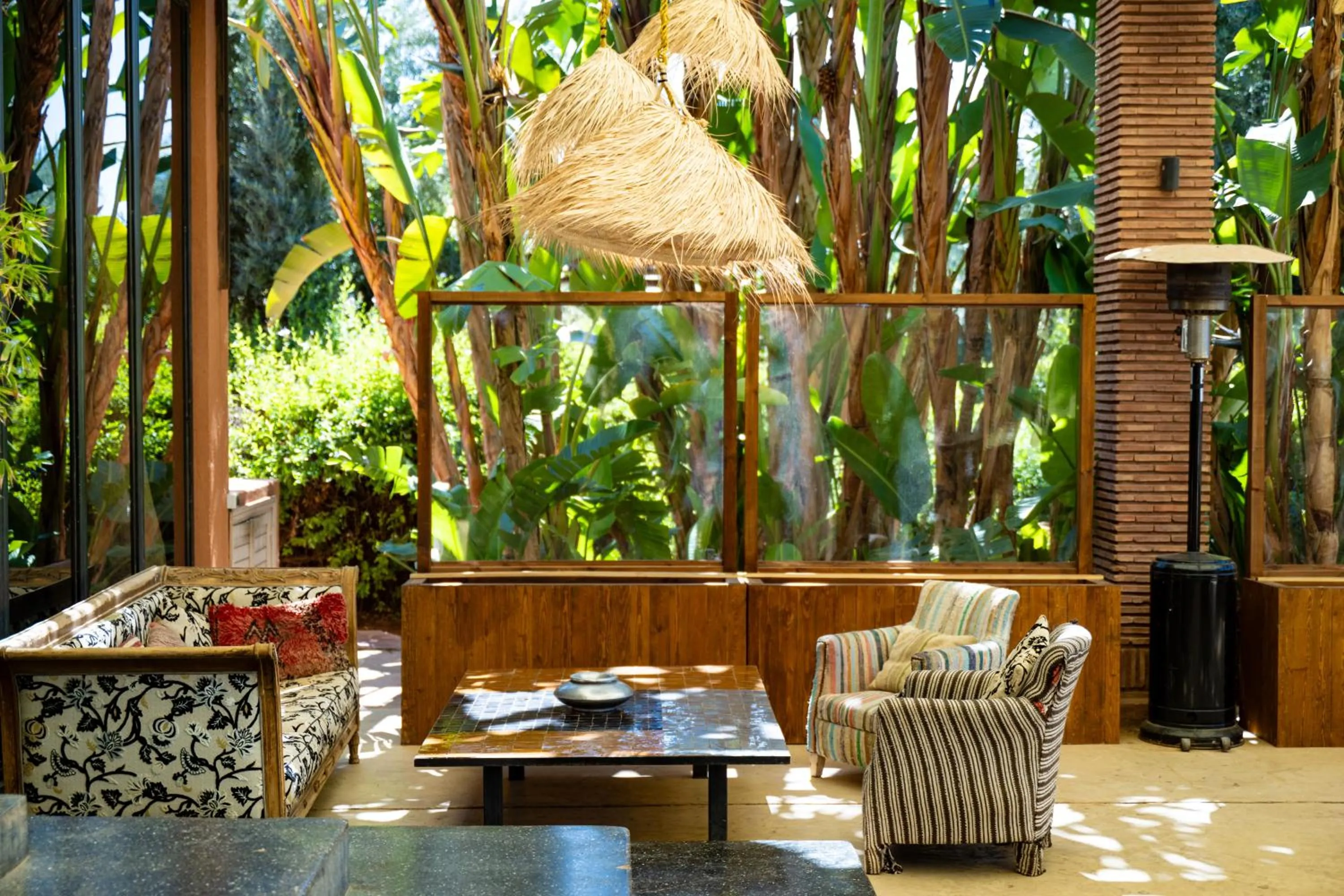 Restaurant/places to eat in The Source Hotel Music & Spa