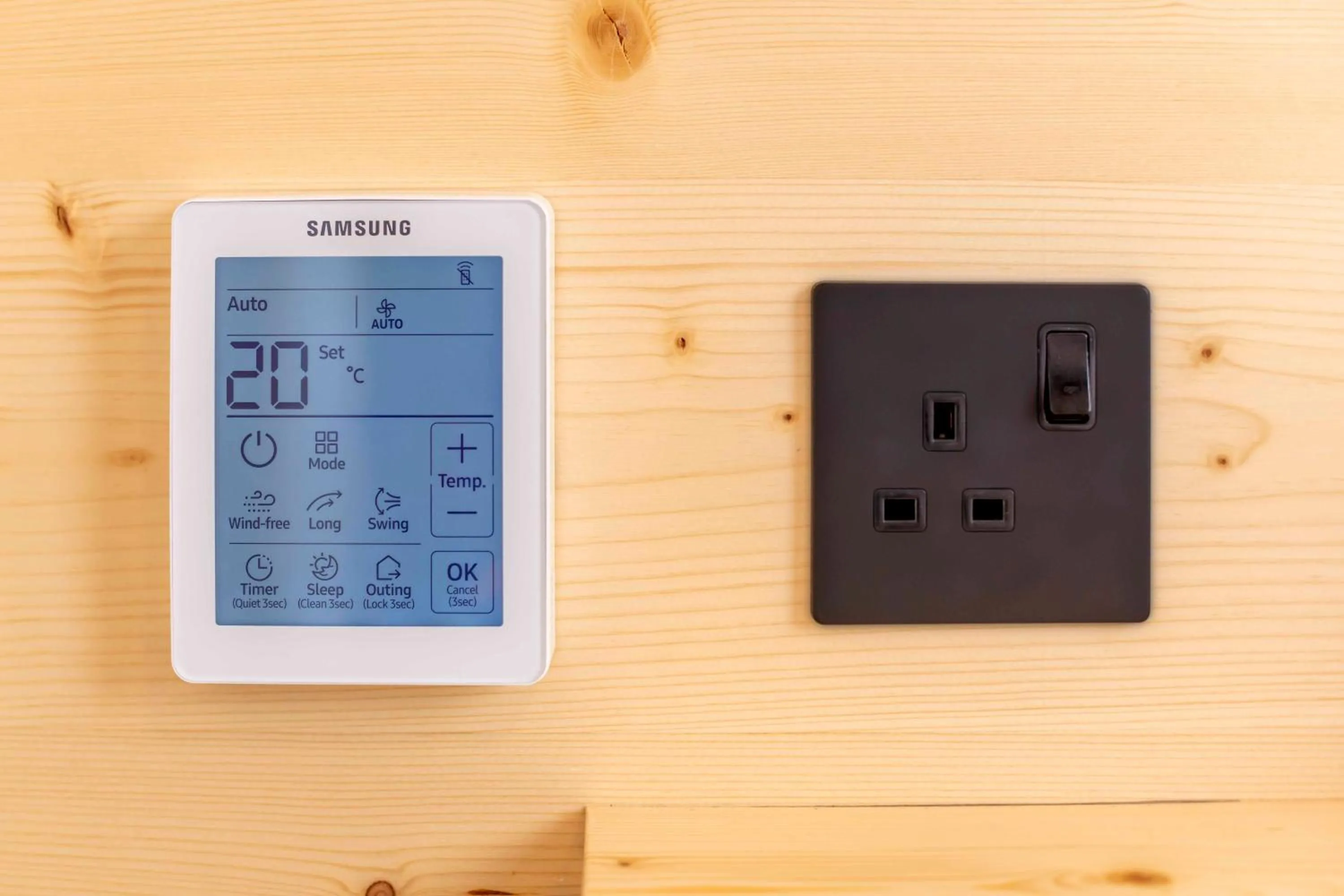 Bedroom in easyHotel Croydon