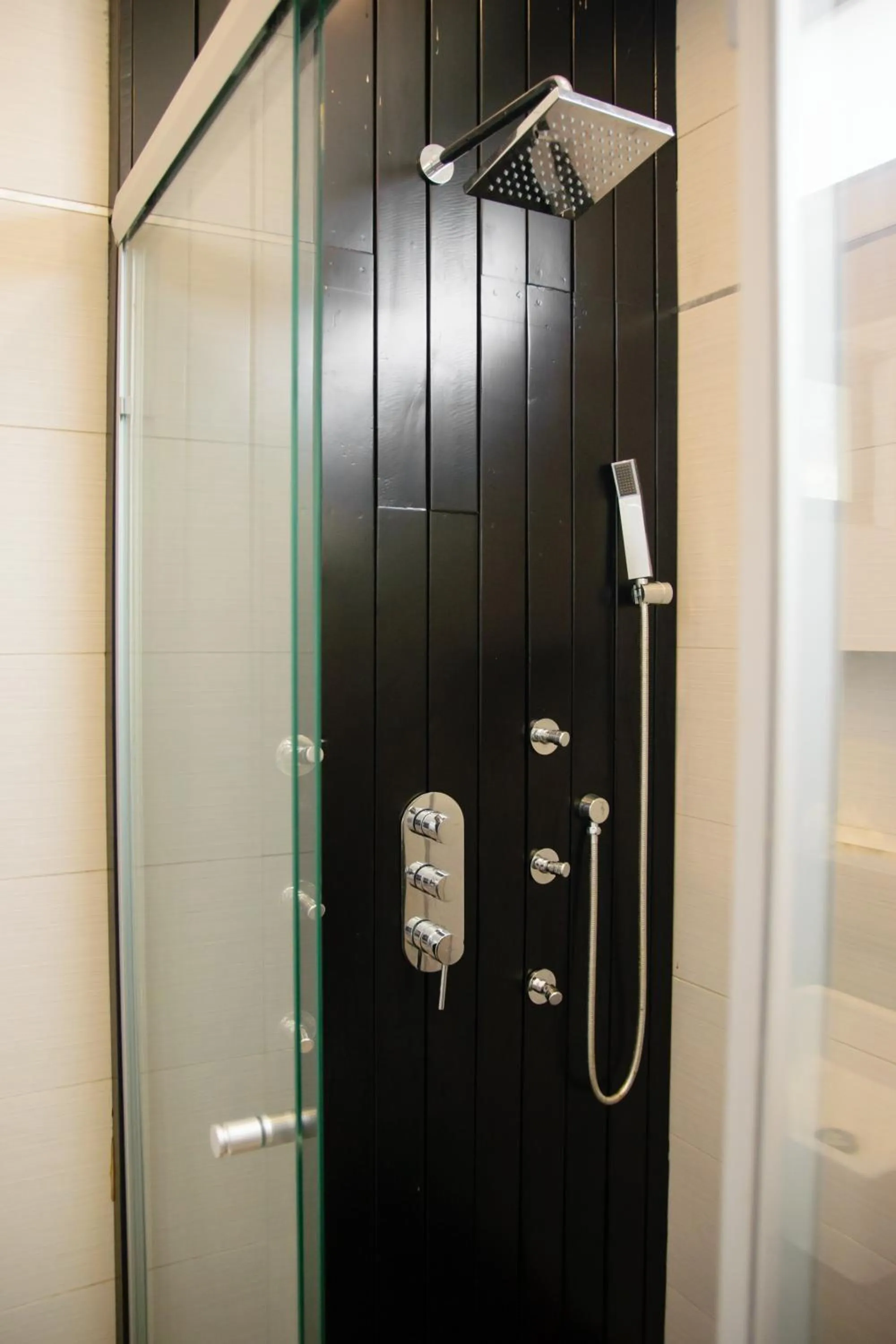 Shower in Che Tulum Hostel & Bar Adults Only