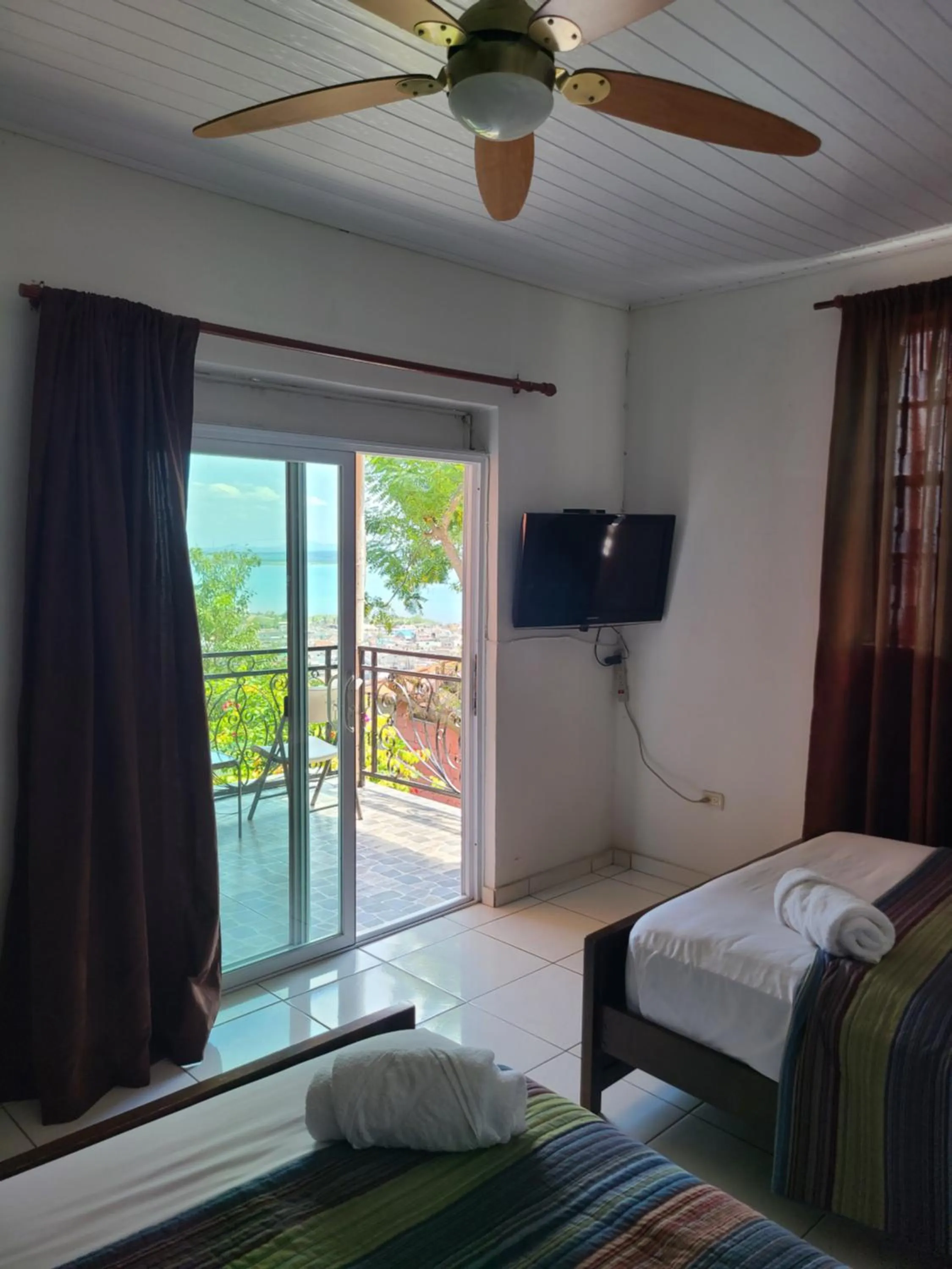 Balcony/Terrace, Bed in Habitation Des Lauriers