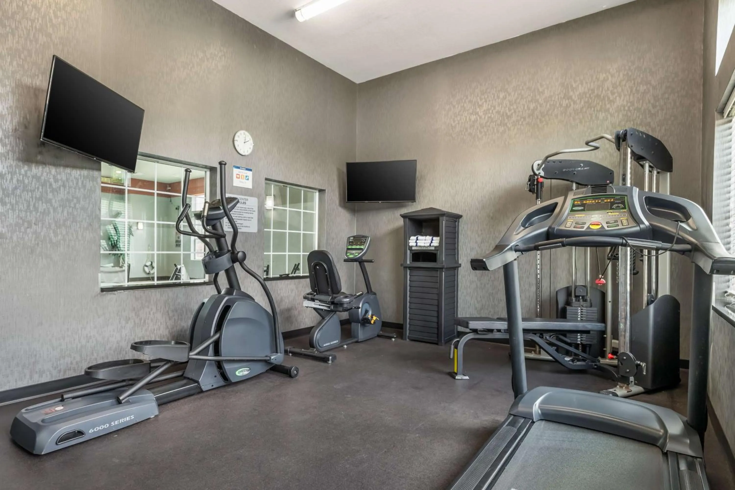 Fitness centre/facilities in Best Western Plus Coweta's 1st Hotel