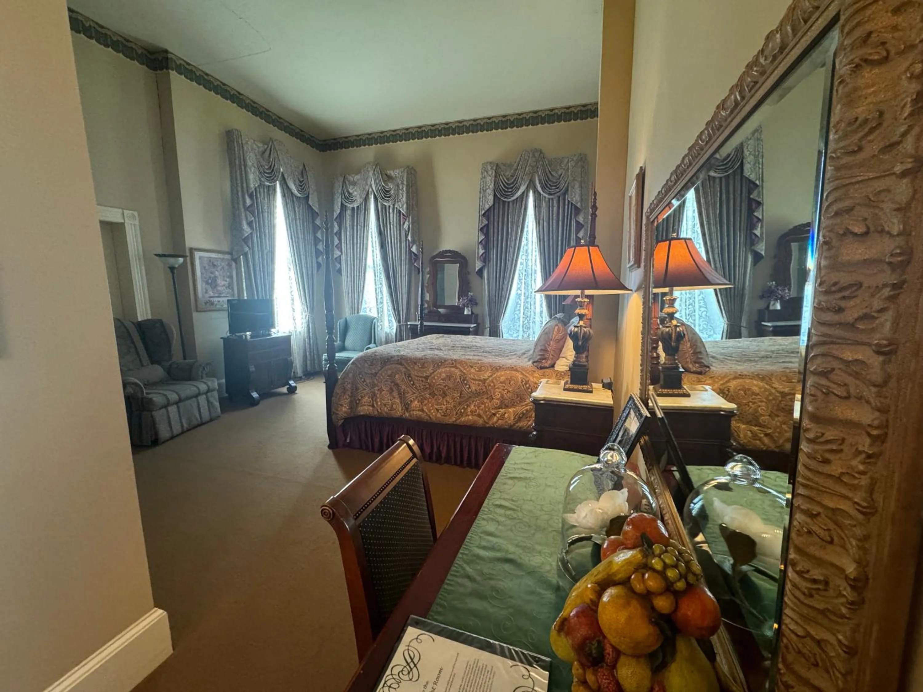 Bedroom, Bed in The Guest House Historic Mansion