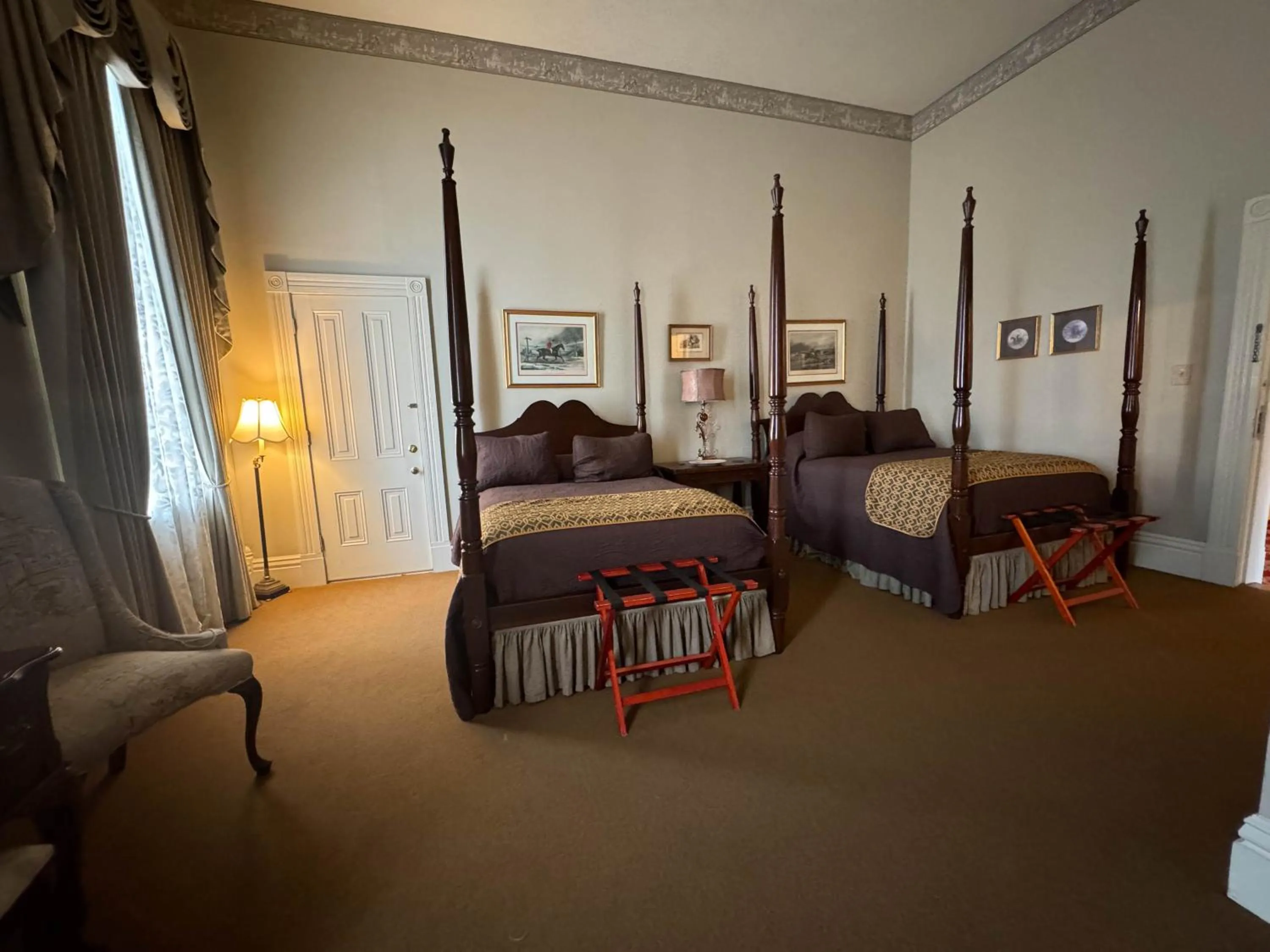Bed in The Guest House Historic Mansion
