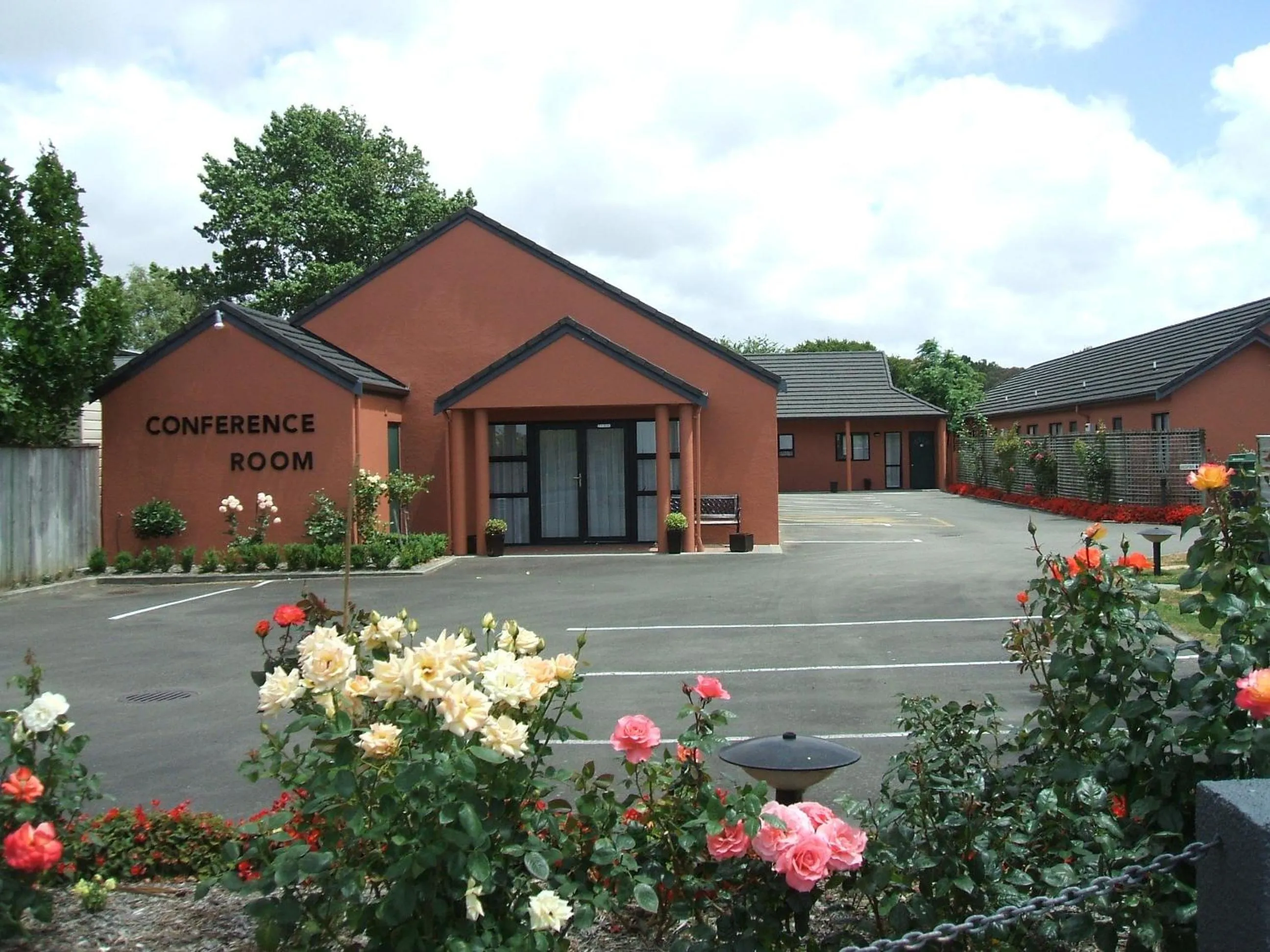 Banquet/Function facilities in Pavilion Motel & Conference Centre