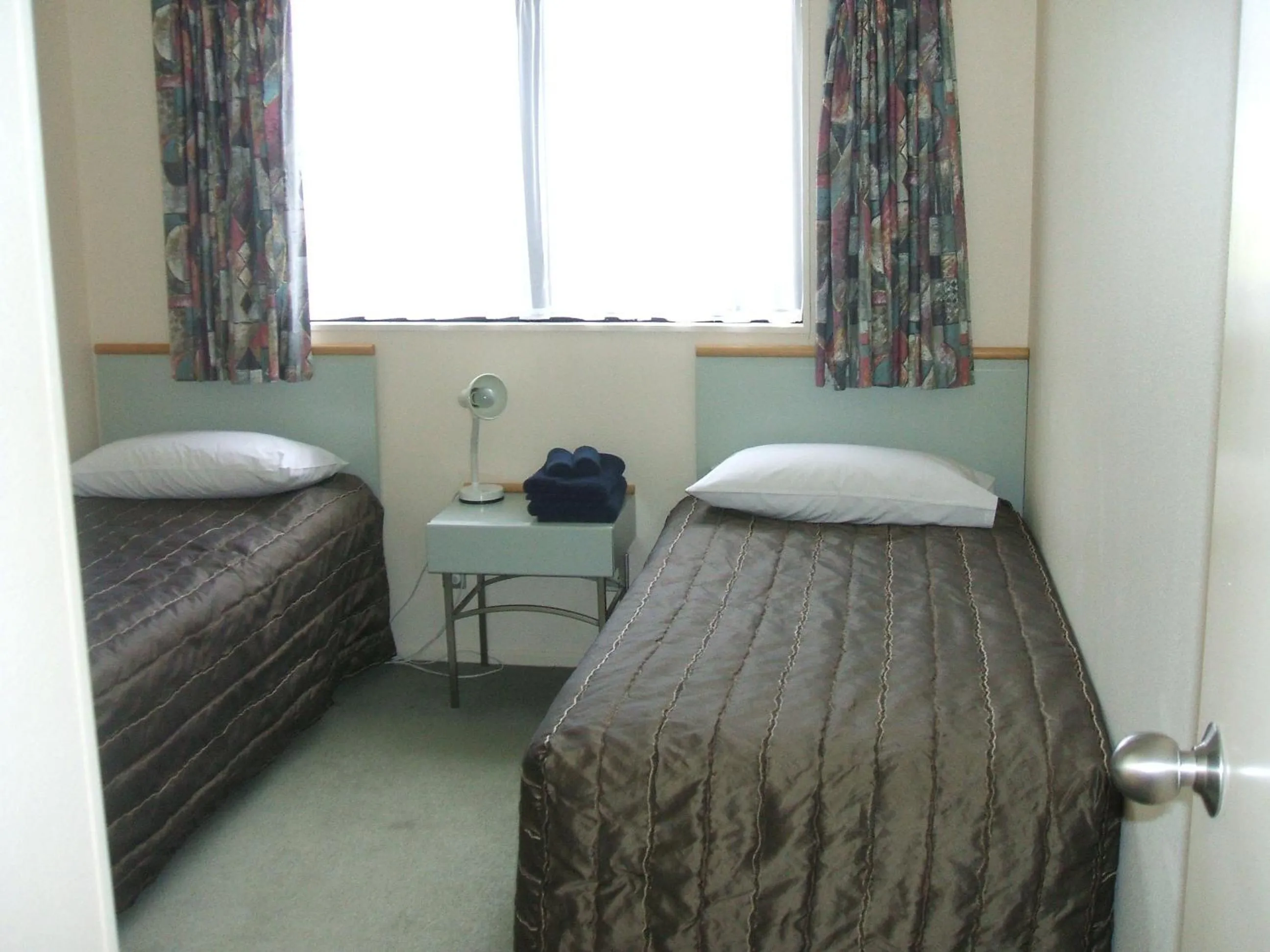 Bedroom, Bed in Pavilion Motel & Conference Centre