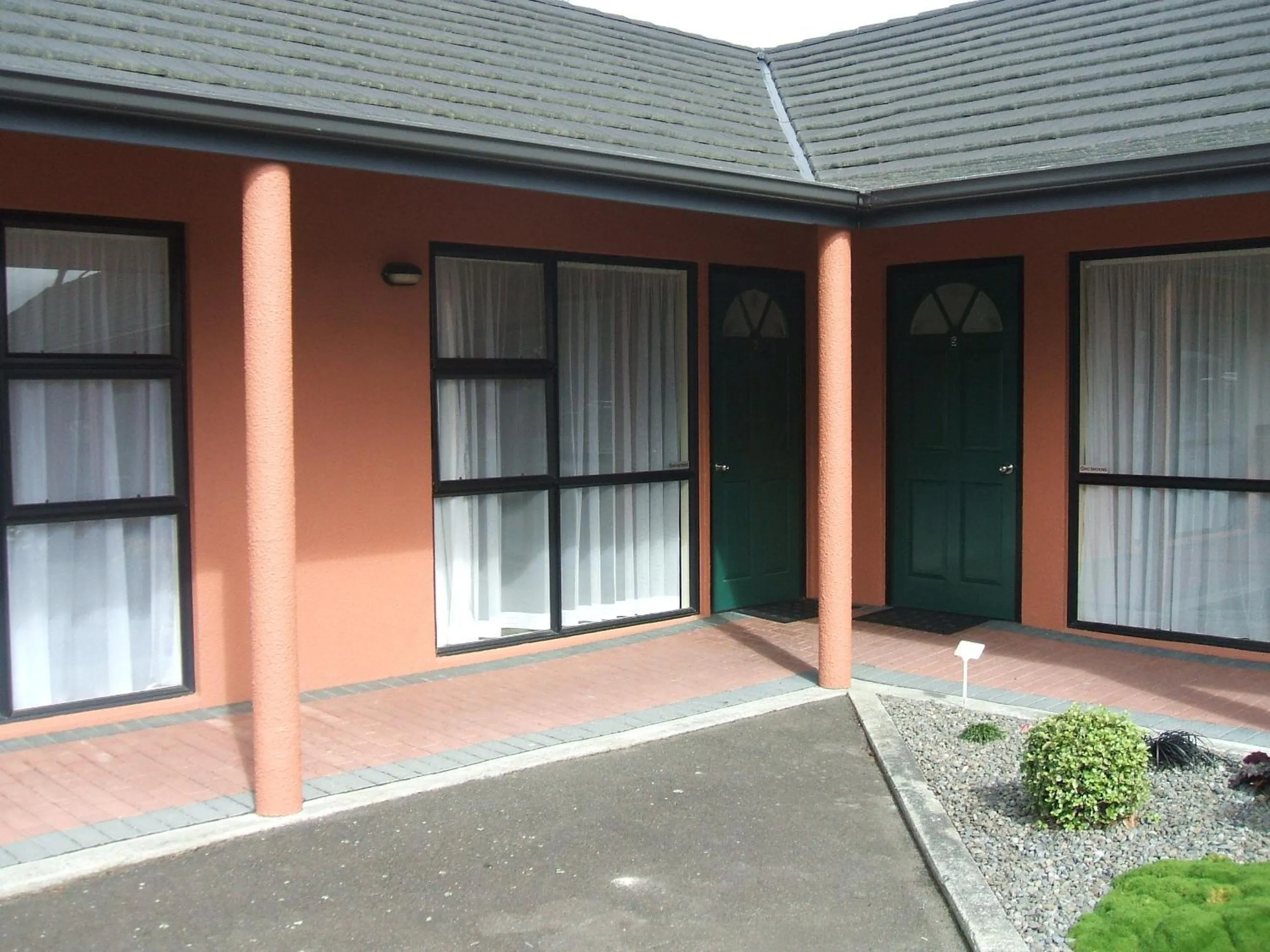 Property building in Pavilion Motel & Conference Centre