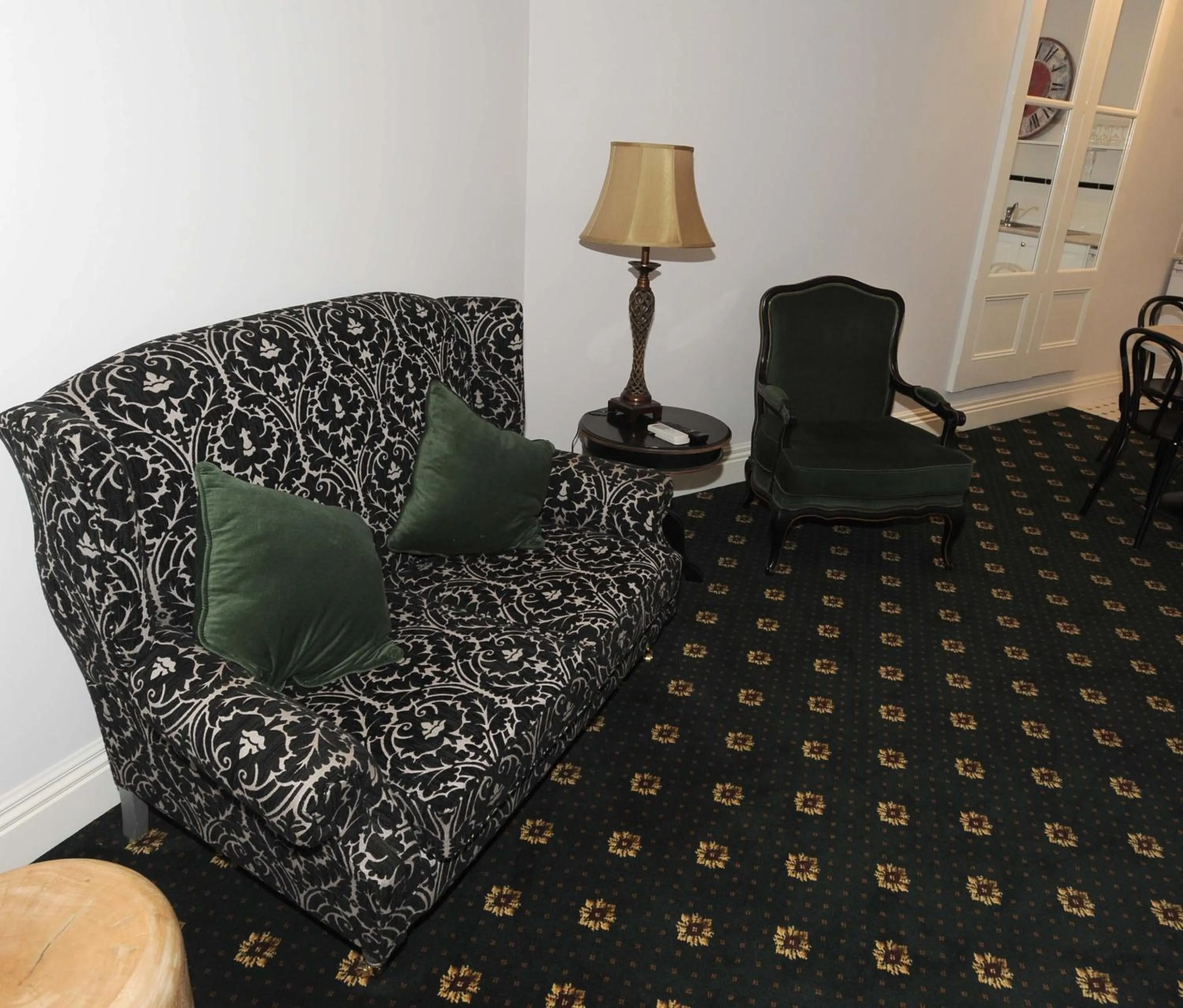 Living room in The Yarrawonga Hotel