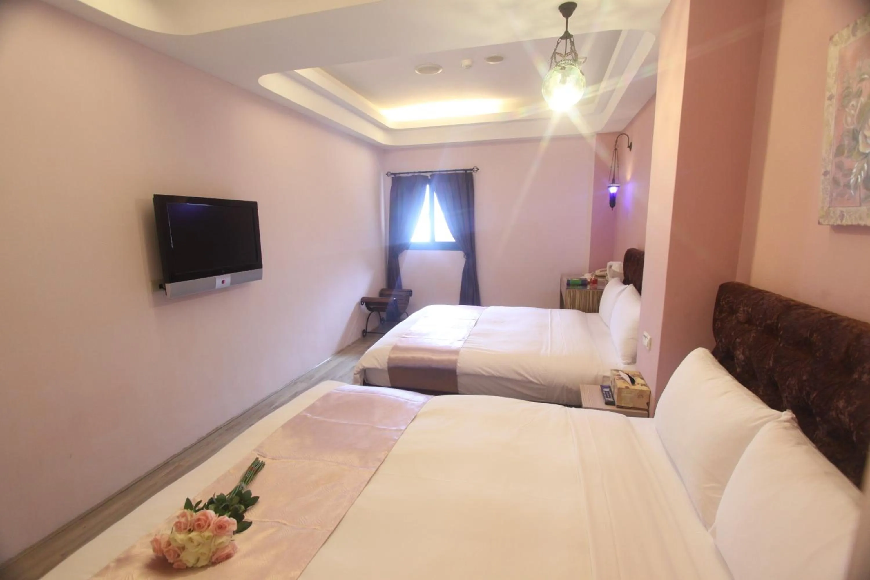 Bed in Moroccan Holiday Suite