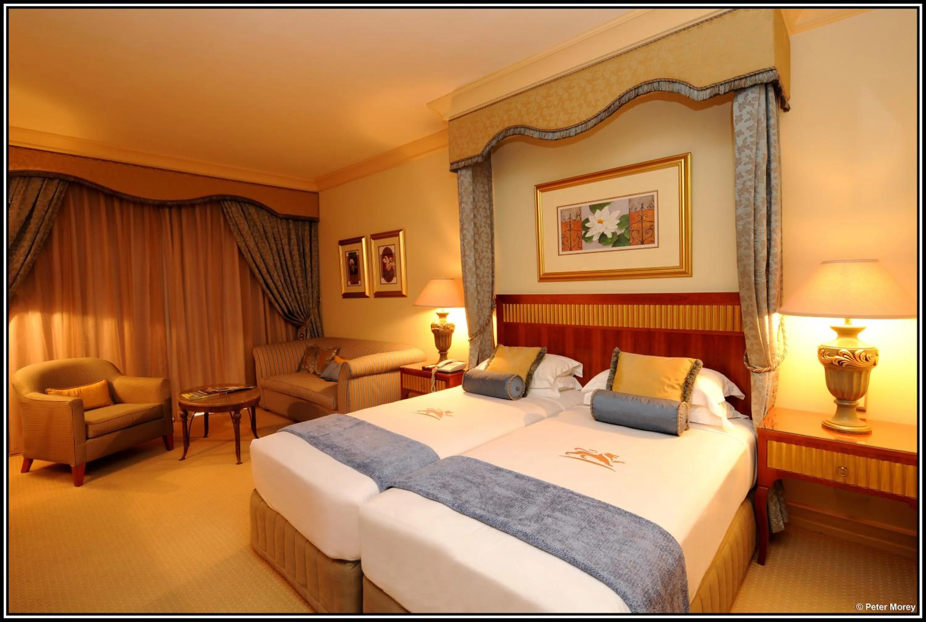 Bedroom, Bed in Peermont D'oreale Grande at Emperors Palace