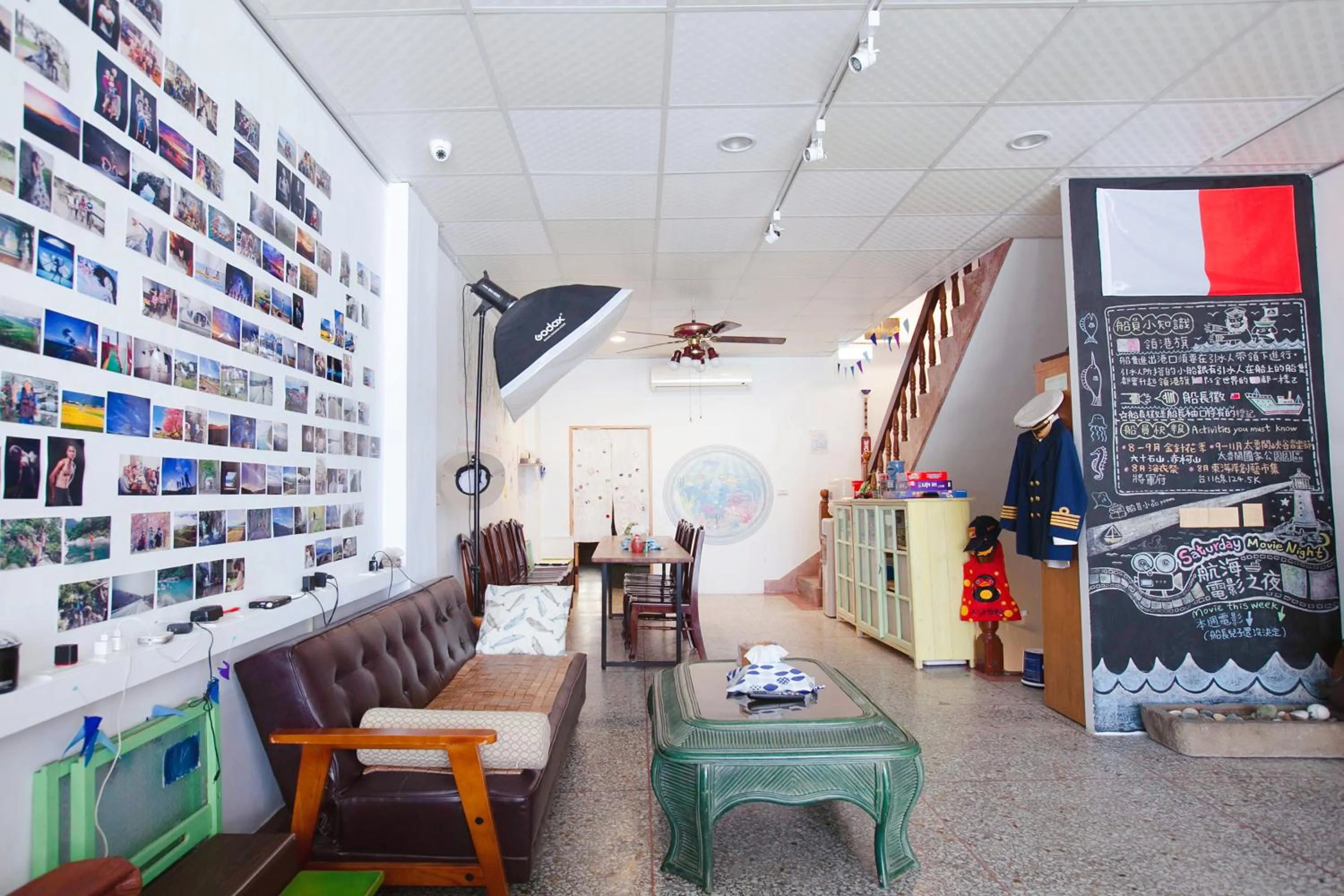 Bed in 6-Bed Mixed Dormitory Room in Captain Not At Home