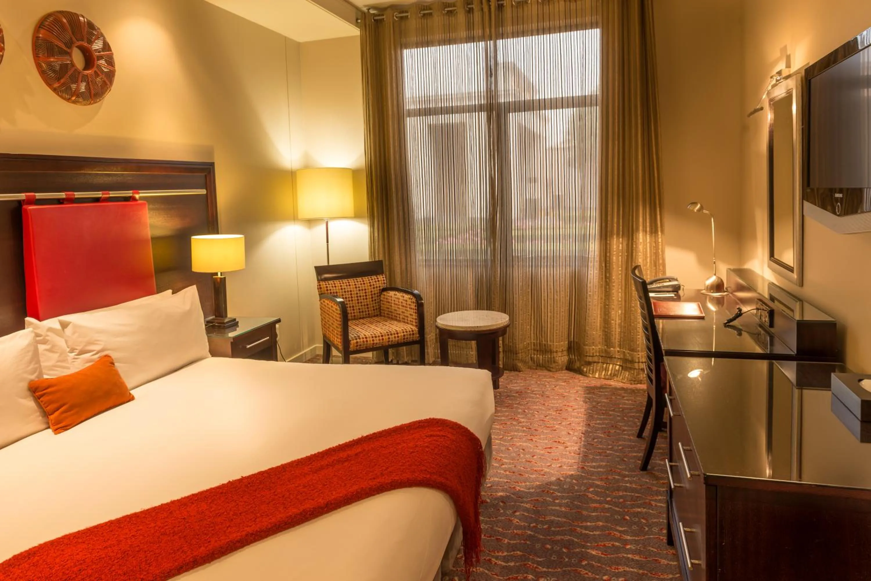 Day, Bed in Mondior at Emperors Palace