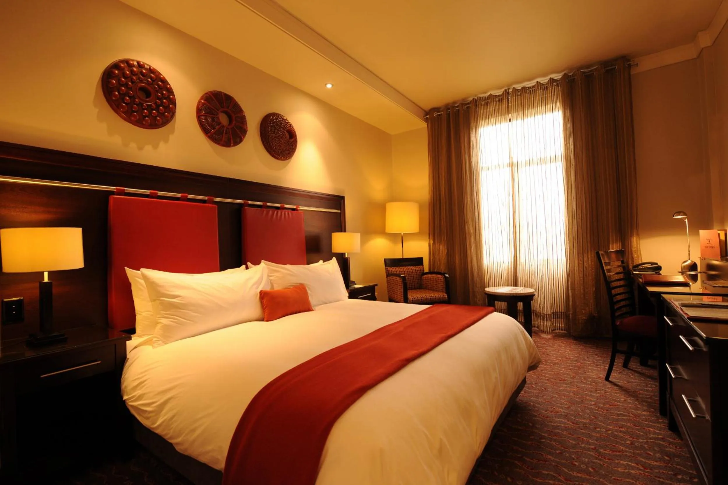 Bed in Mondior at Emperors Palace