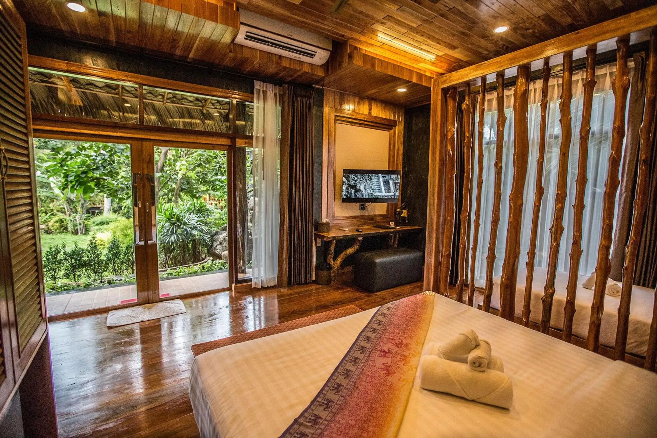 Bedroom, Bed in Andalay Beach Resort Koh Libong