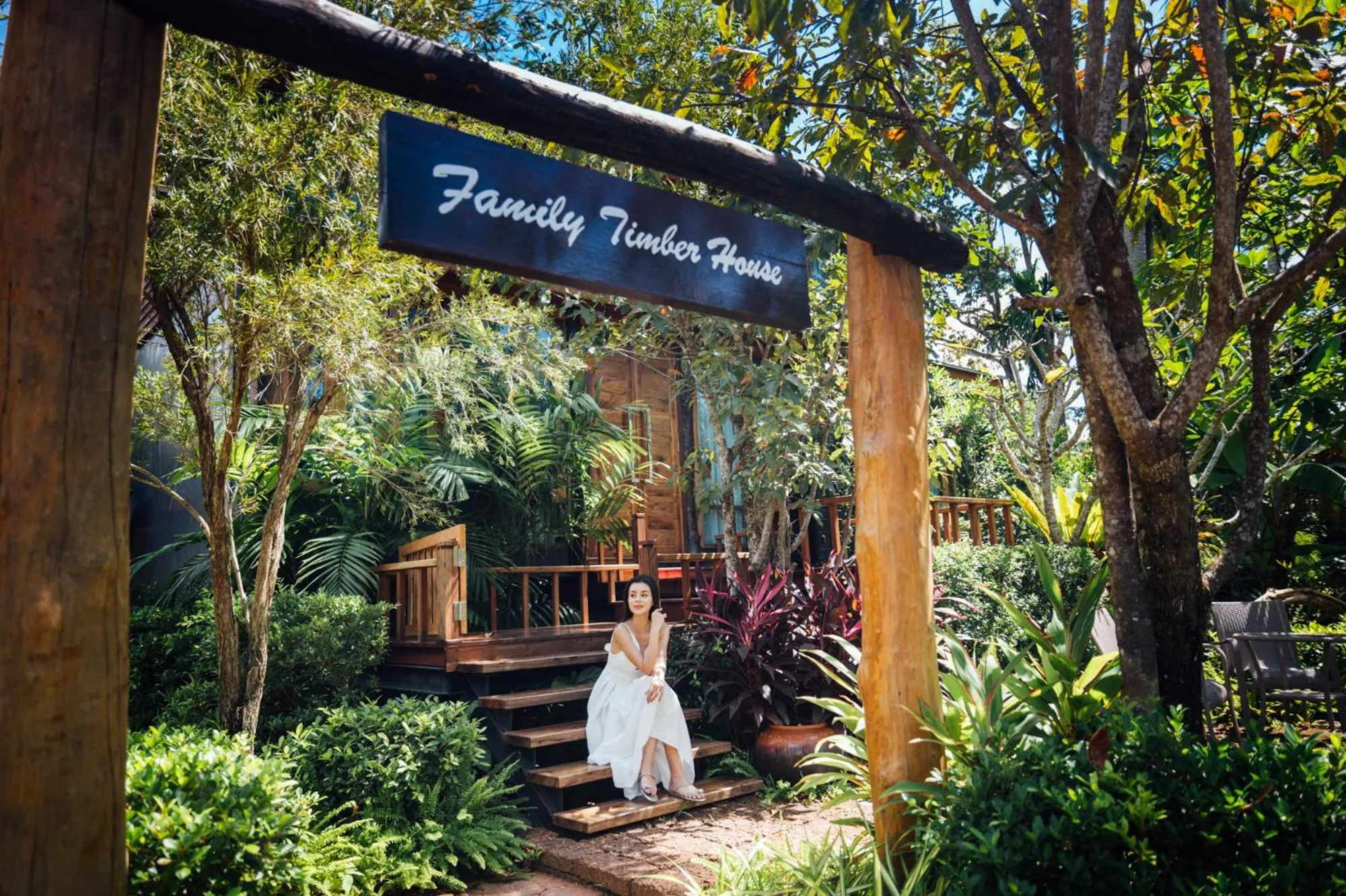 Garden in Andalay Beach Resort Koh Libong