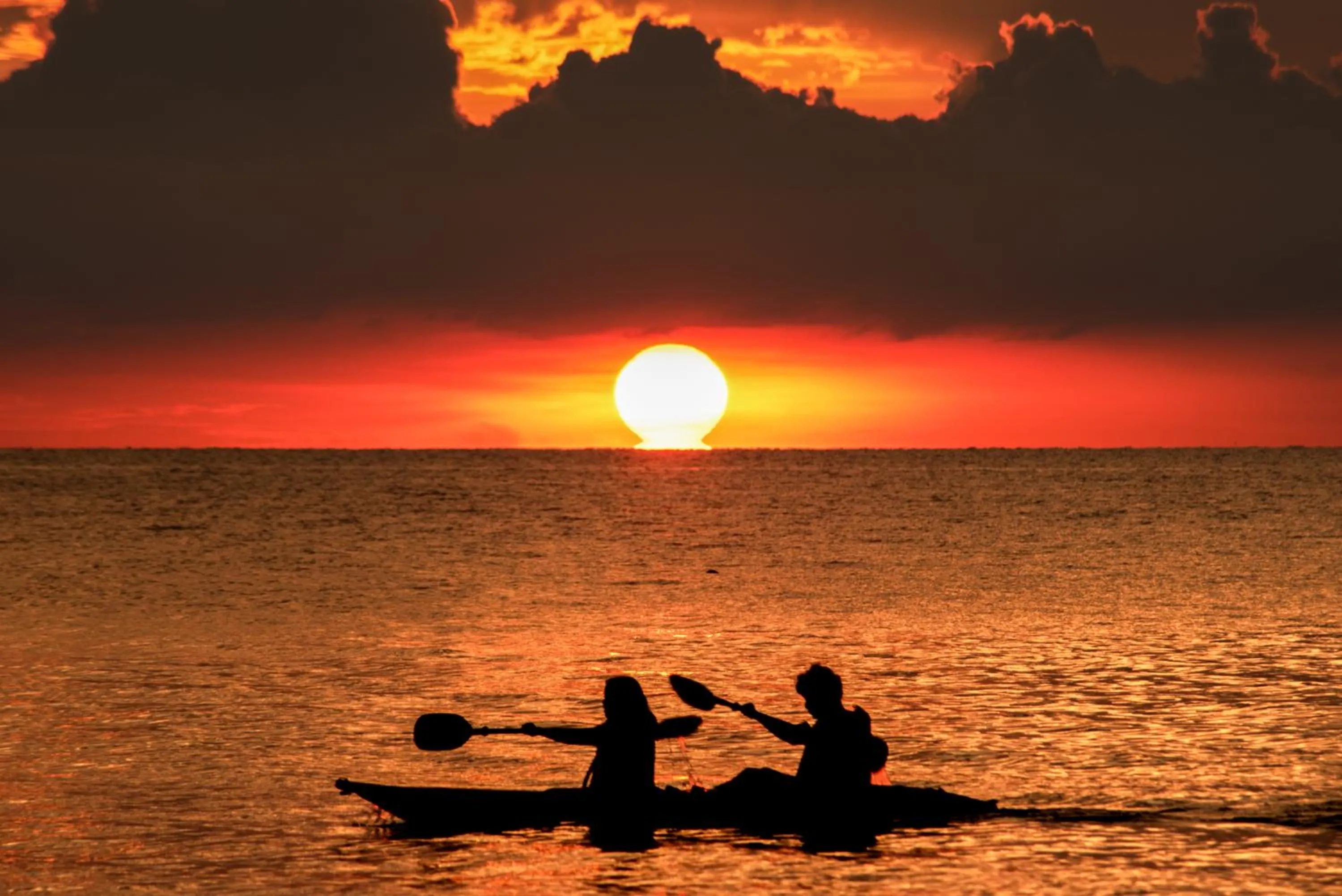 Canoeing in Andalay Beach Resort Koh Libong