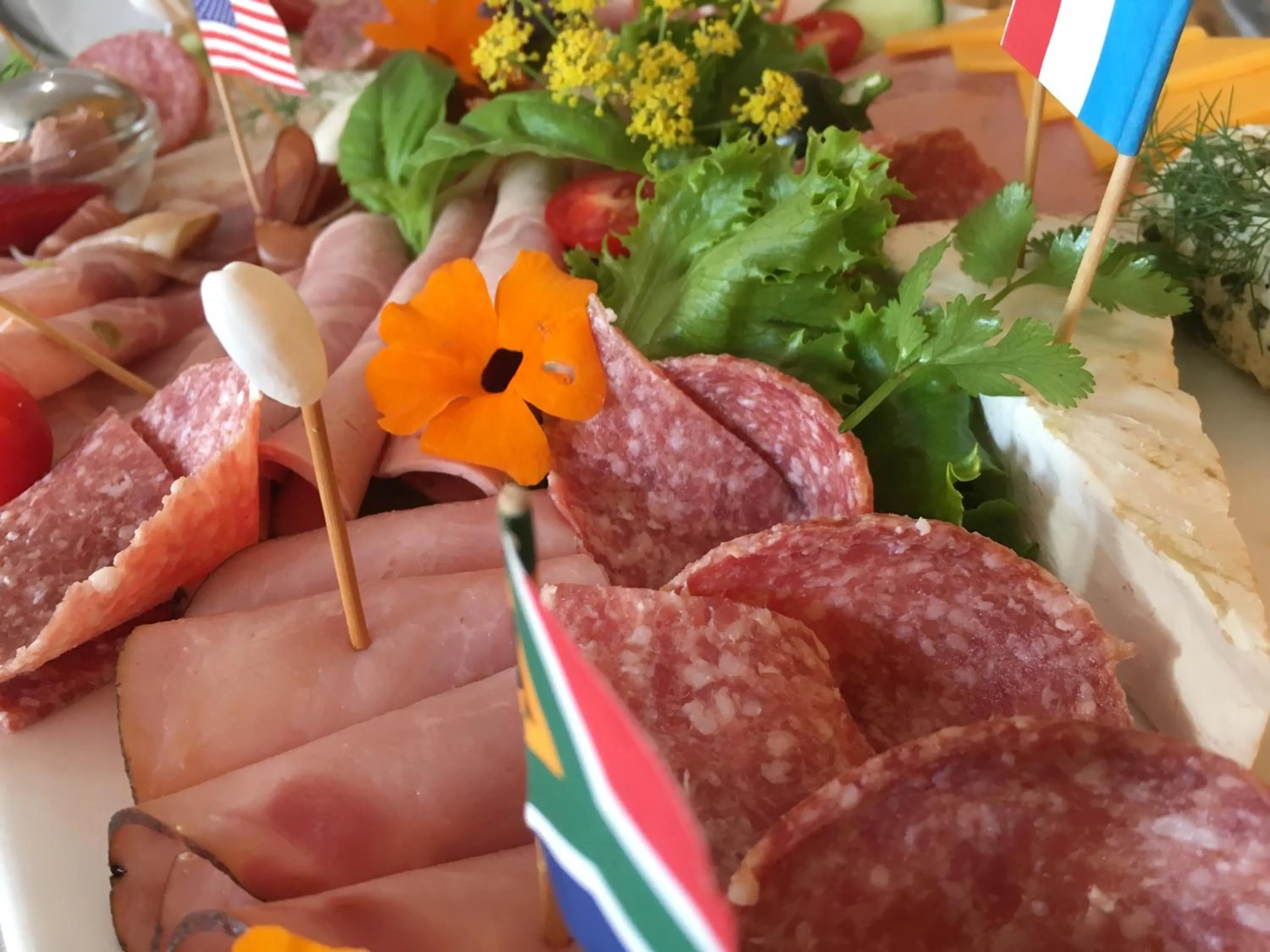 Breakfast in Farr Out Guest House