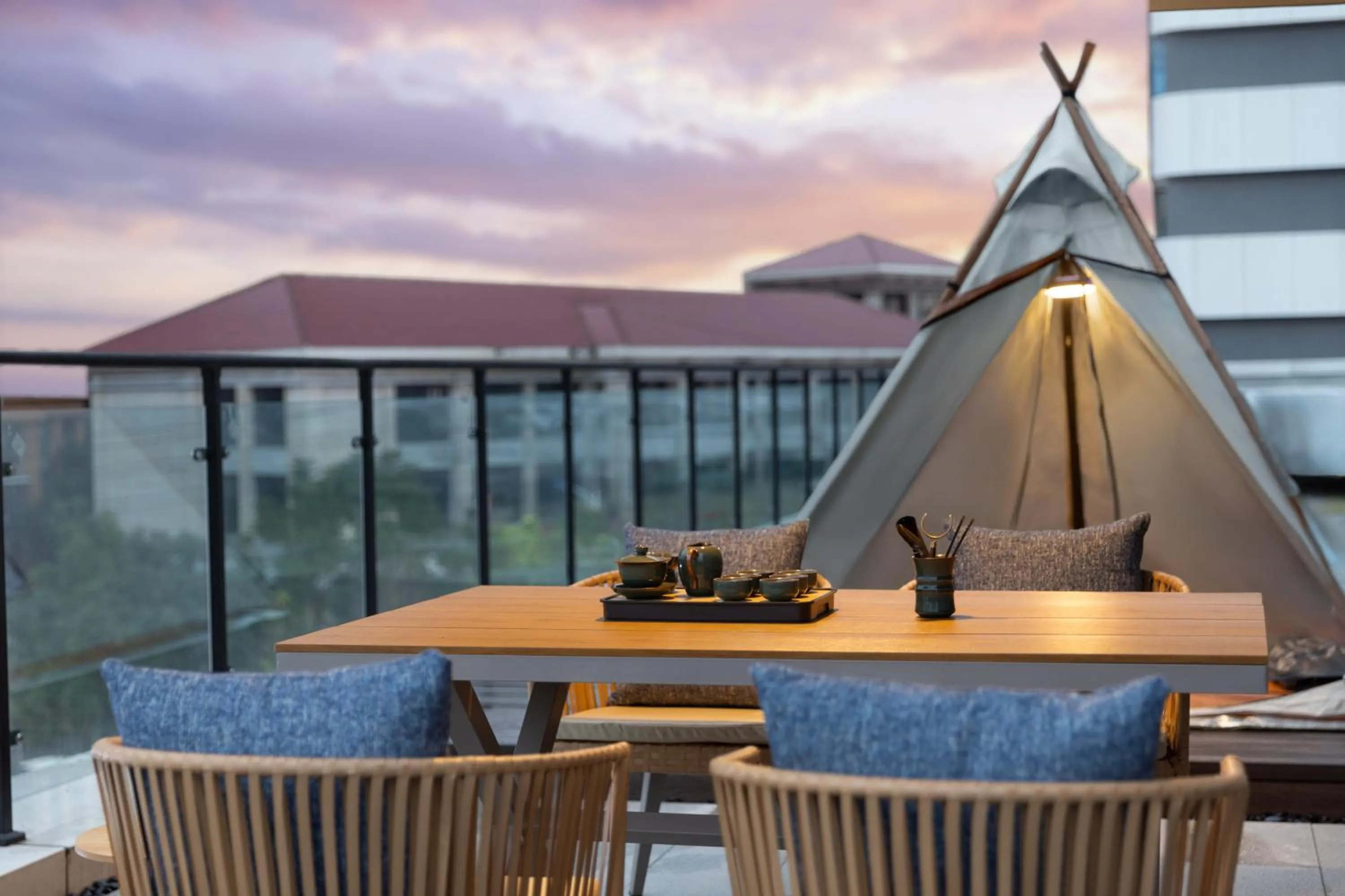 One-Bedroom Suite with Balcony in Holiday Inn Express Neijiang High-Tech Zone by IHG