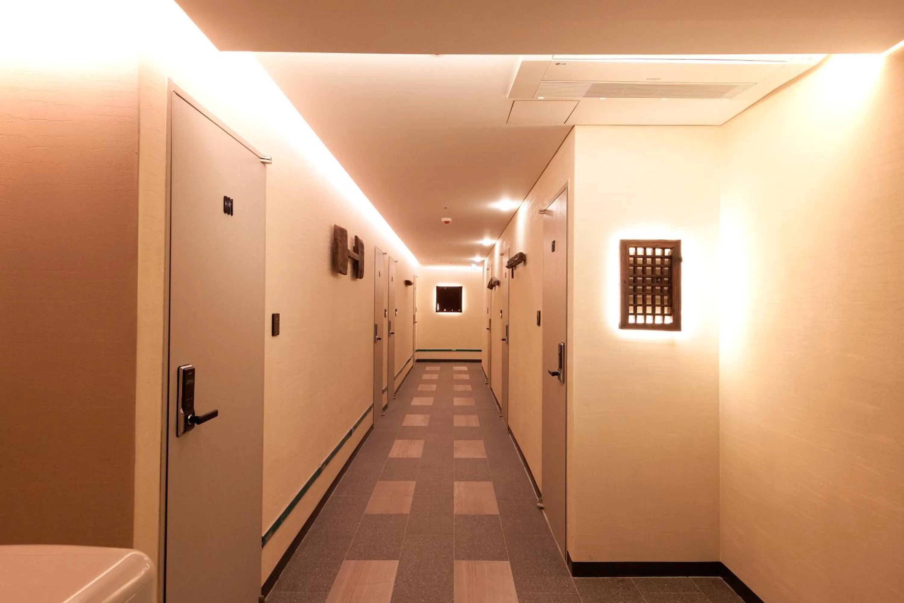 Area and facilities in STAY7 Myeongdong