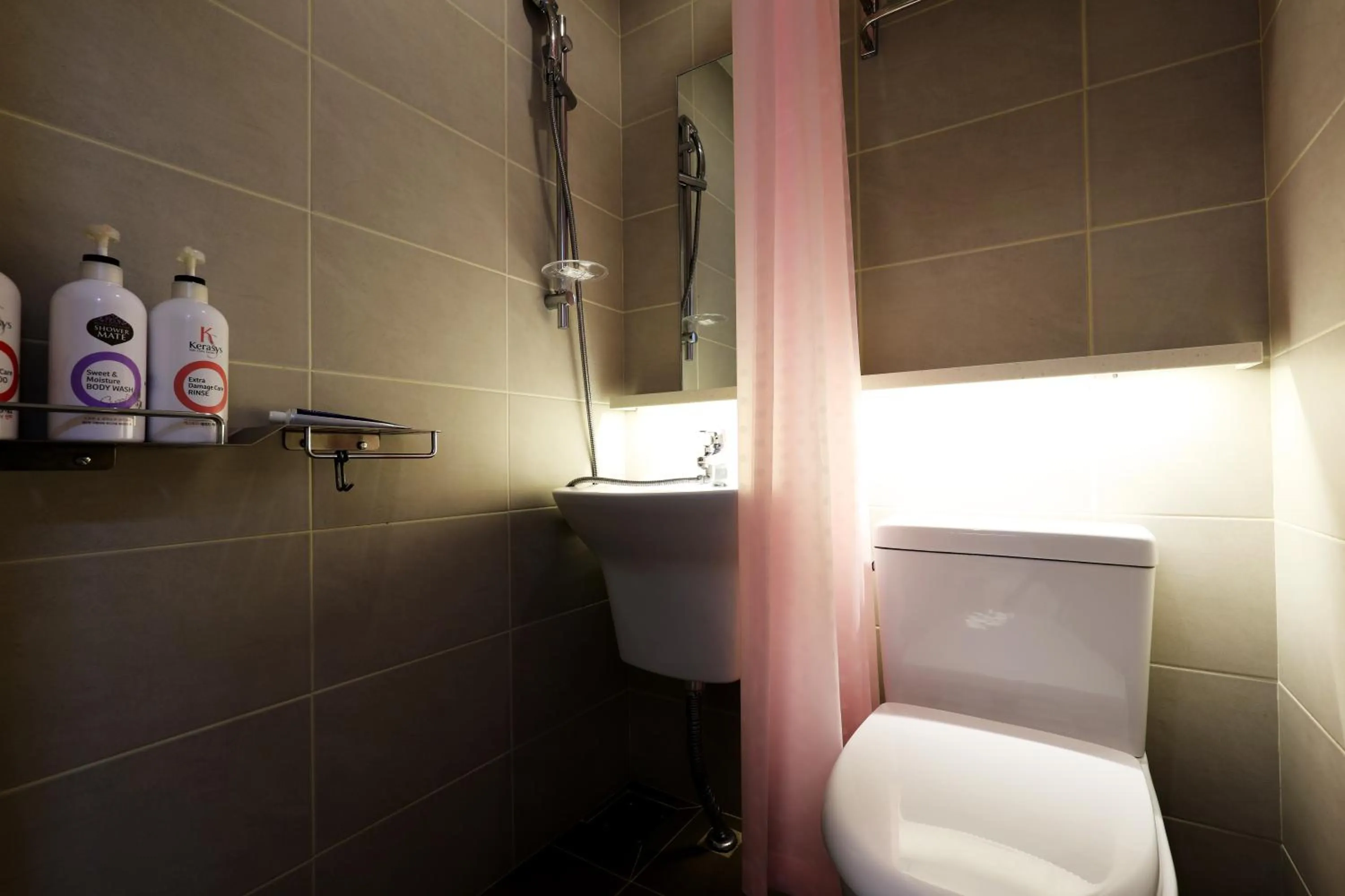 Toilet in STAY7 Myeongdong