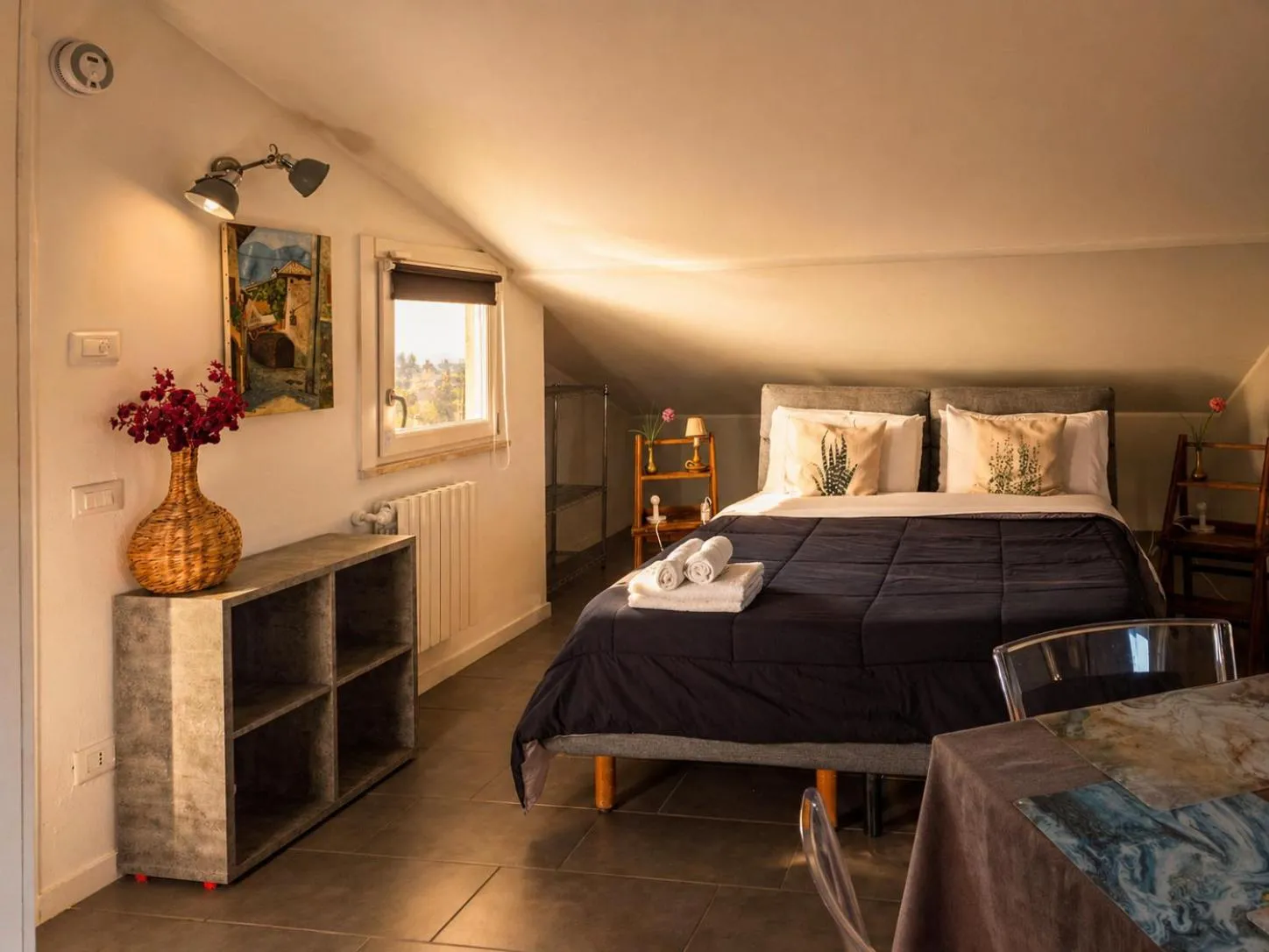 Quadruple Room with Private Bathroom - single occupancy in Nest Guesthouse