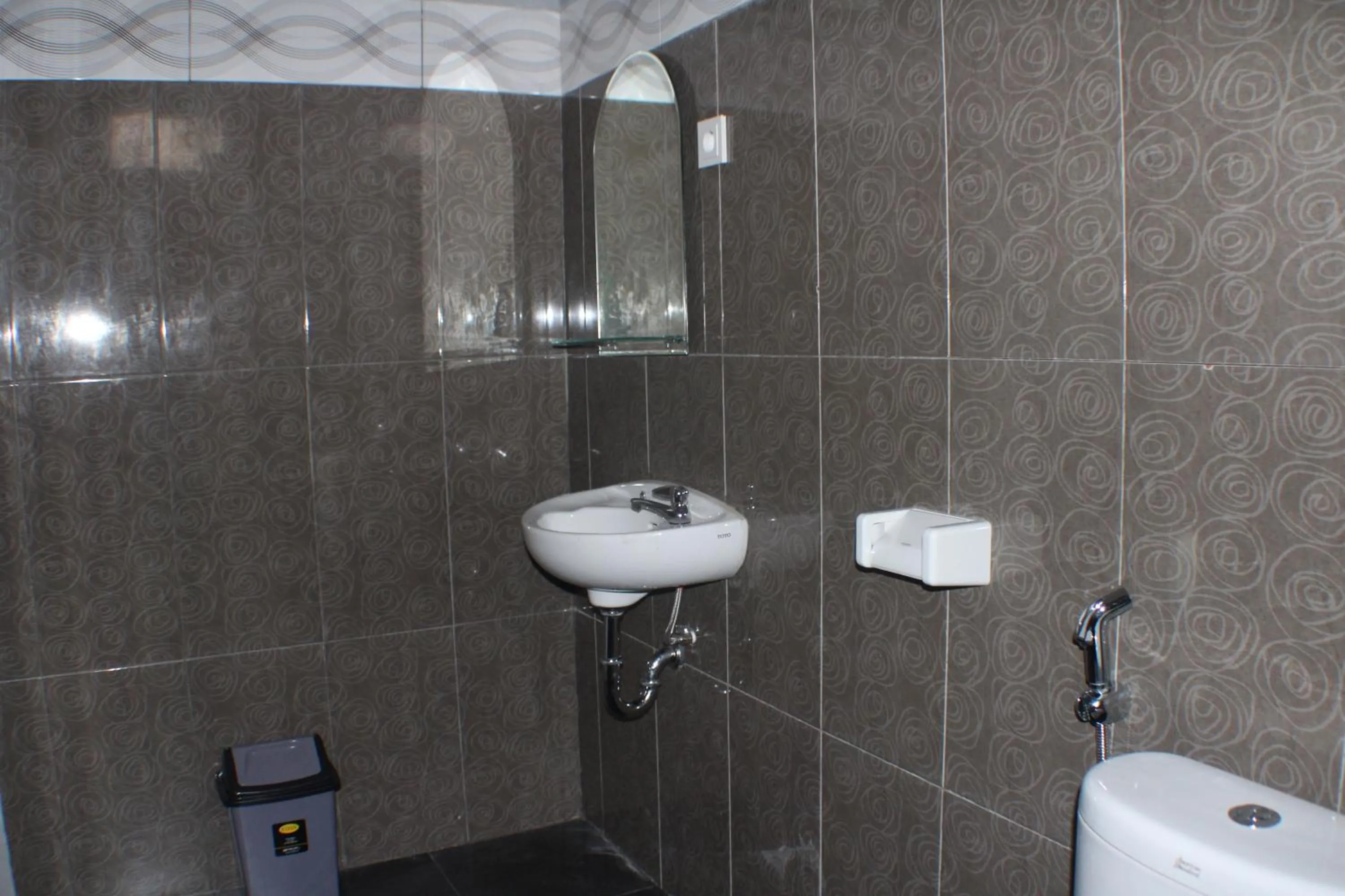 Bathroom in Tri Putri Homestay