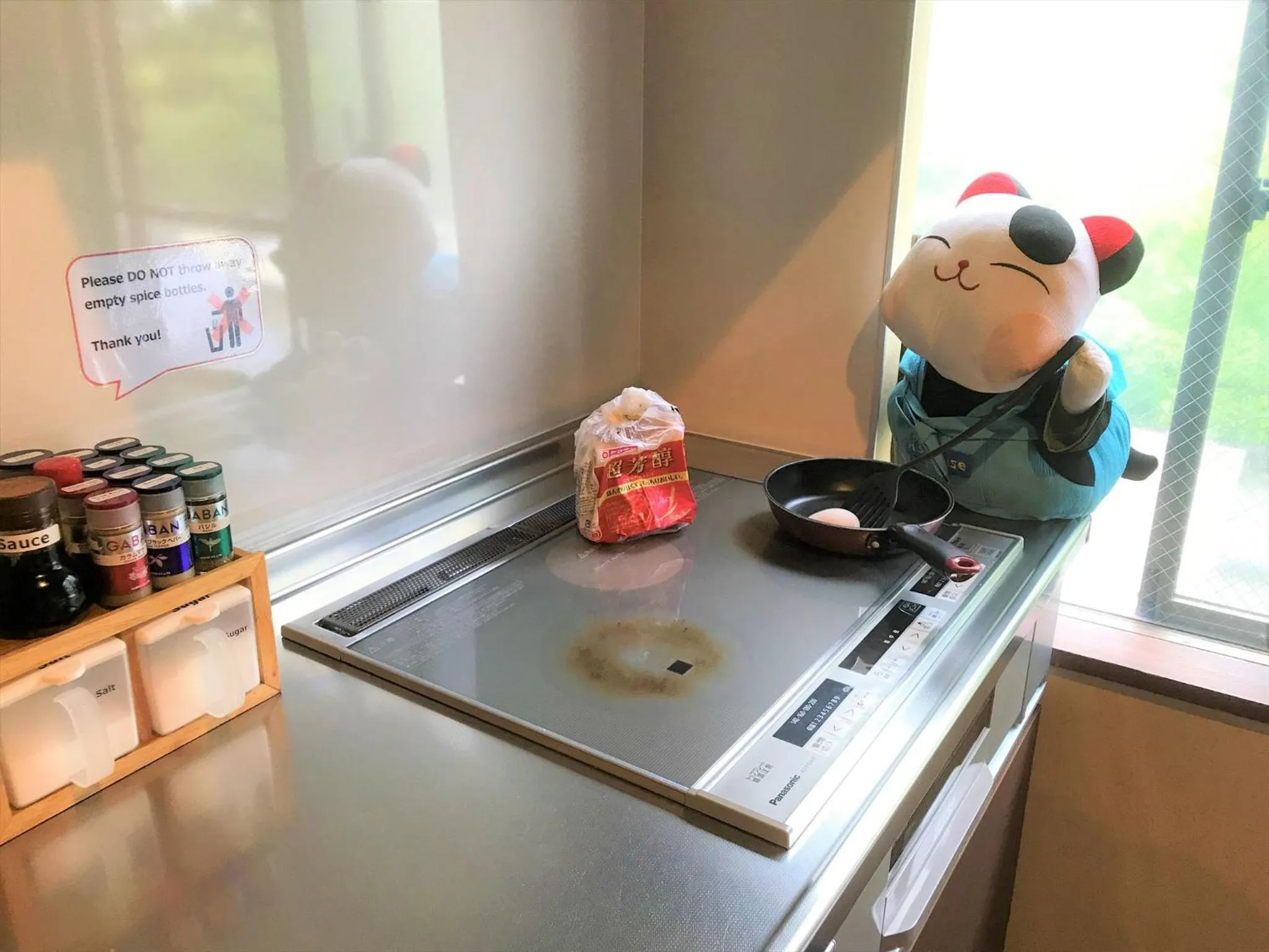 Kitchen or kitchenette in K's House Hostels - Hakone Yumoto Onsen