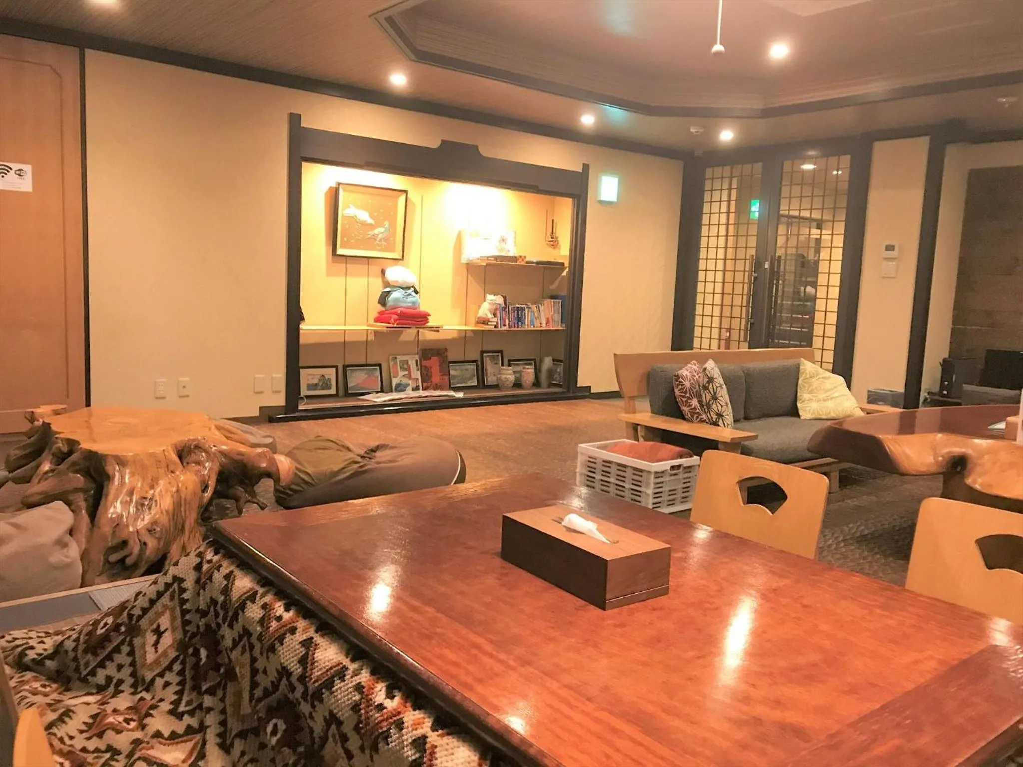 Living room in K's House Hostels - Hakone Yumoto Onsen